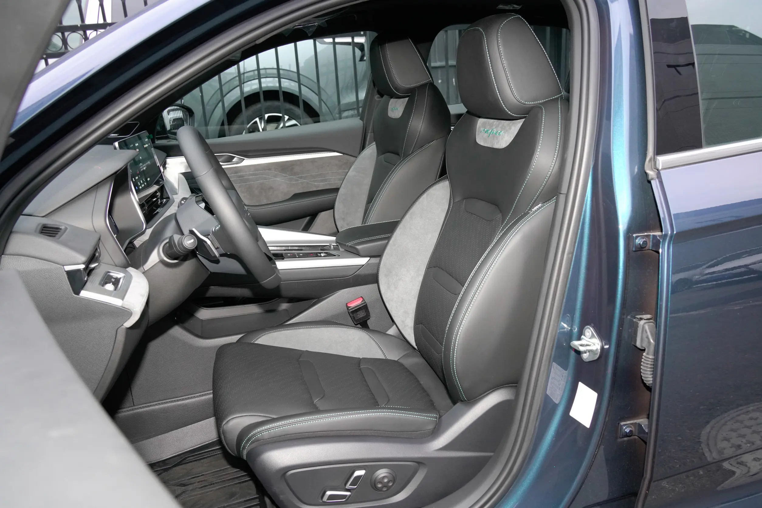 Geely Preface 2023 space-1
