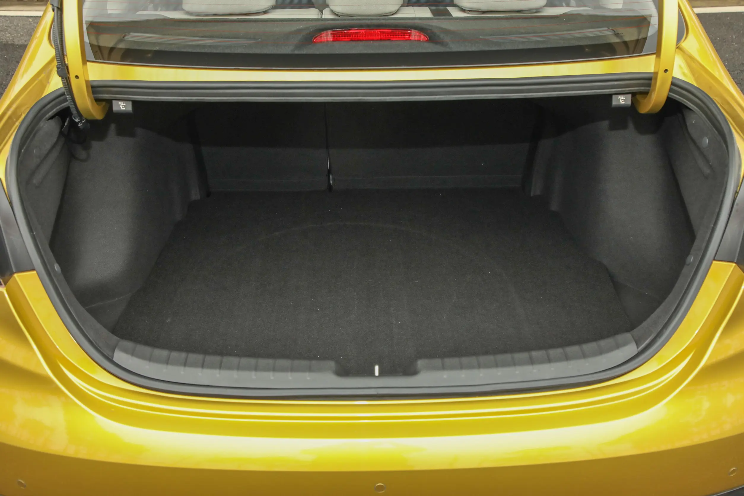 Kia K3 2023 space-4
