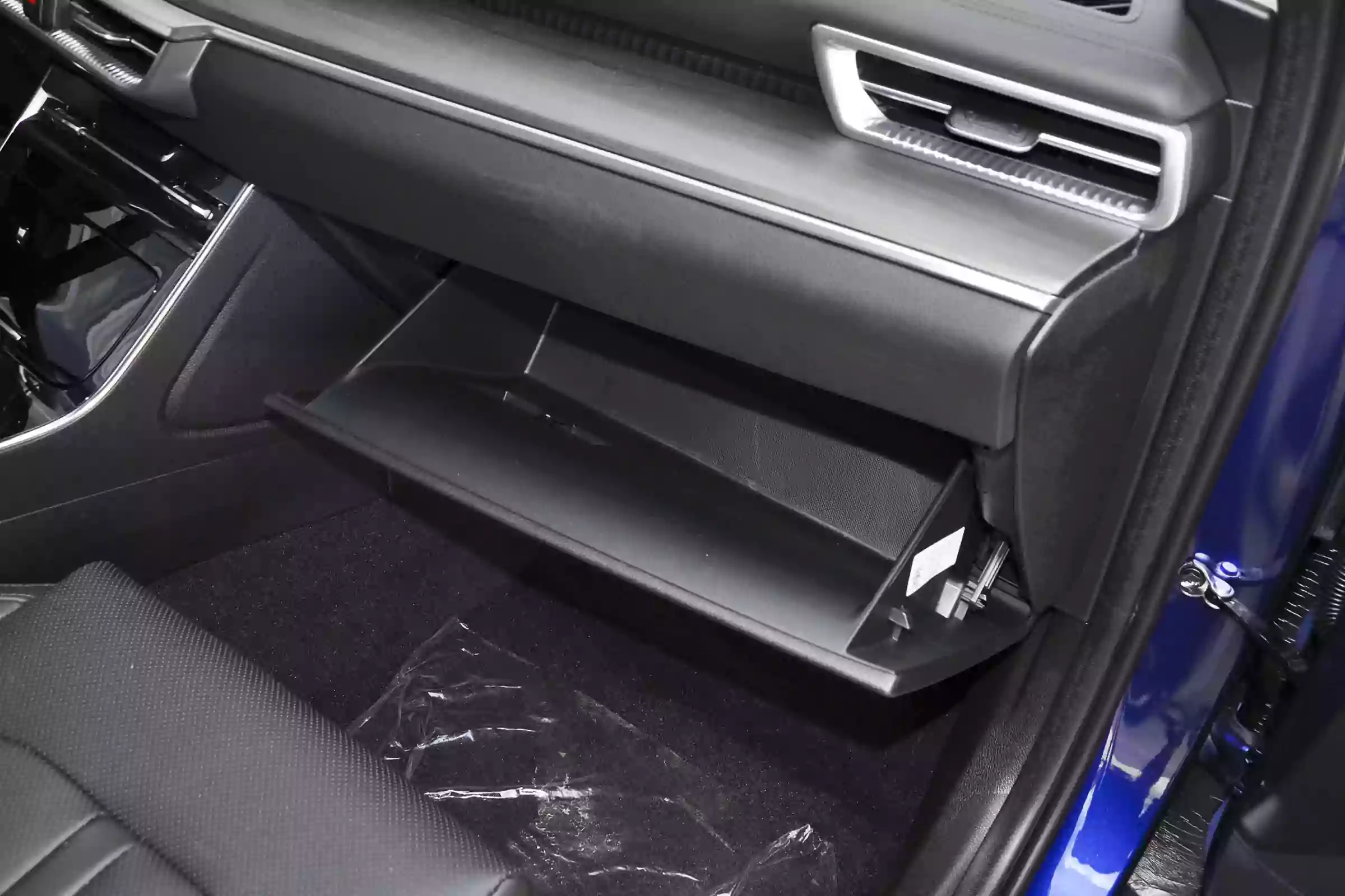 Kia K5 2021 interior-4