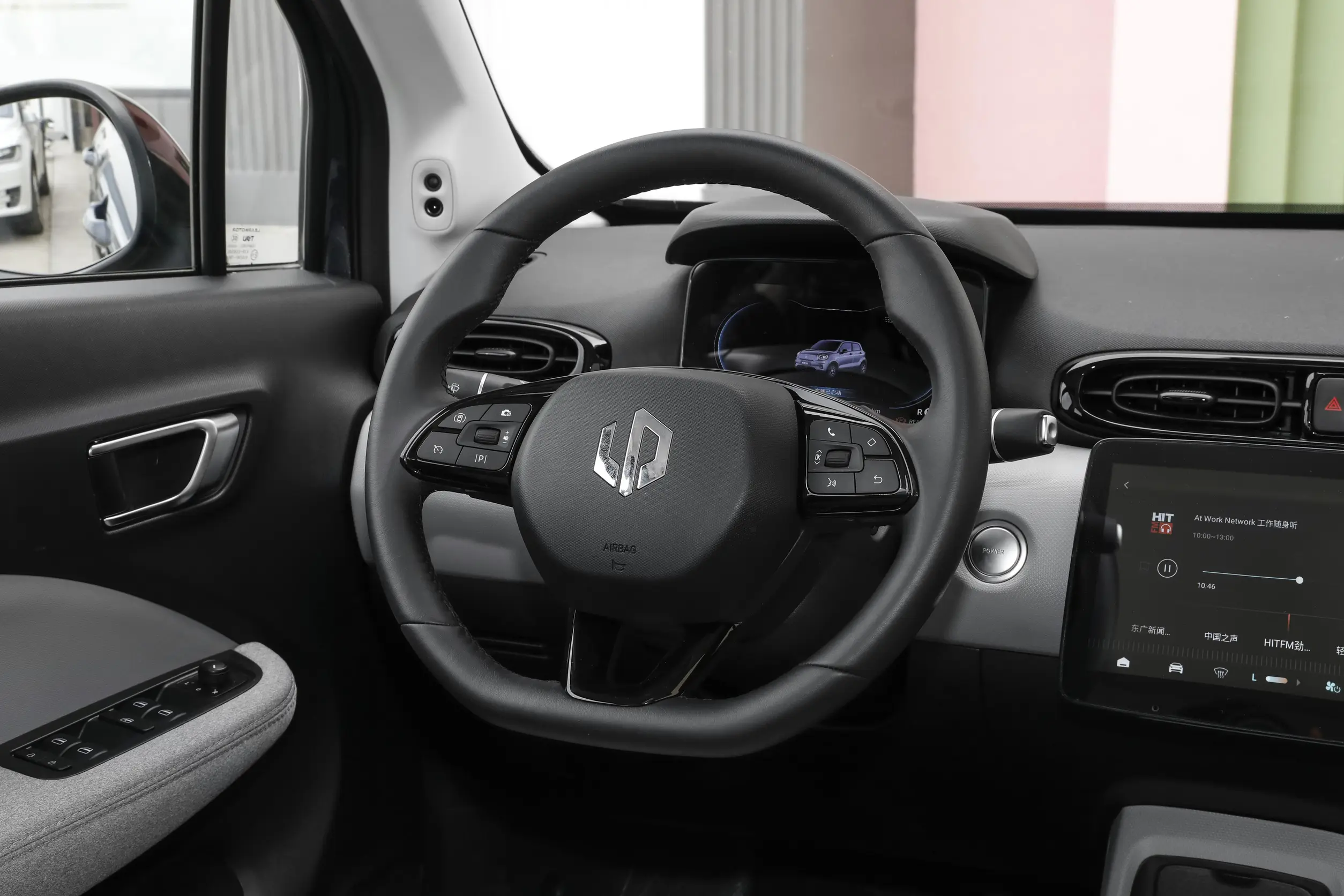 Leapmotor T03 2023 interior-2