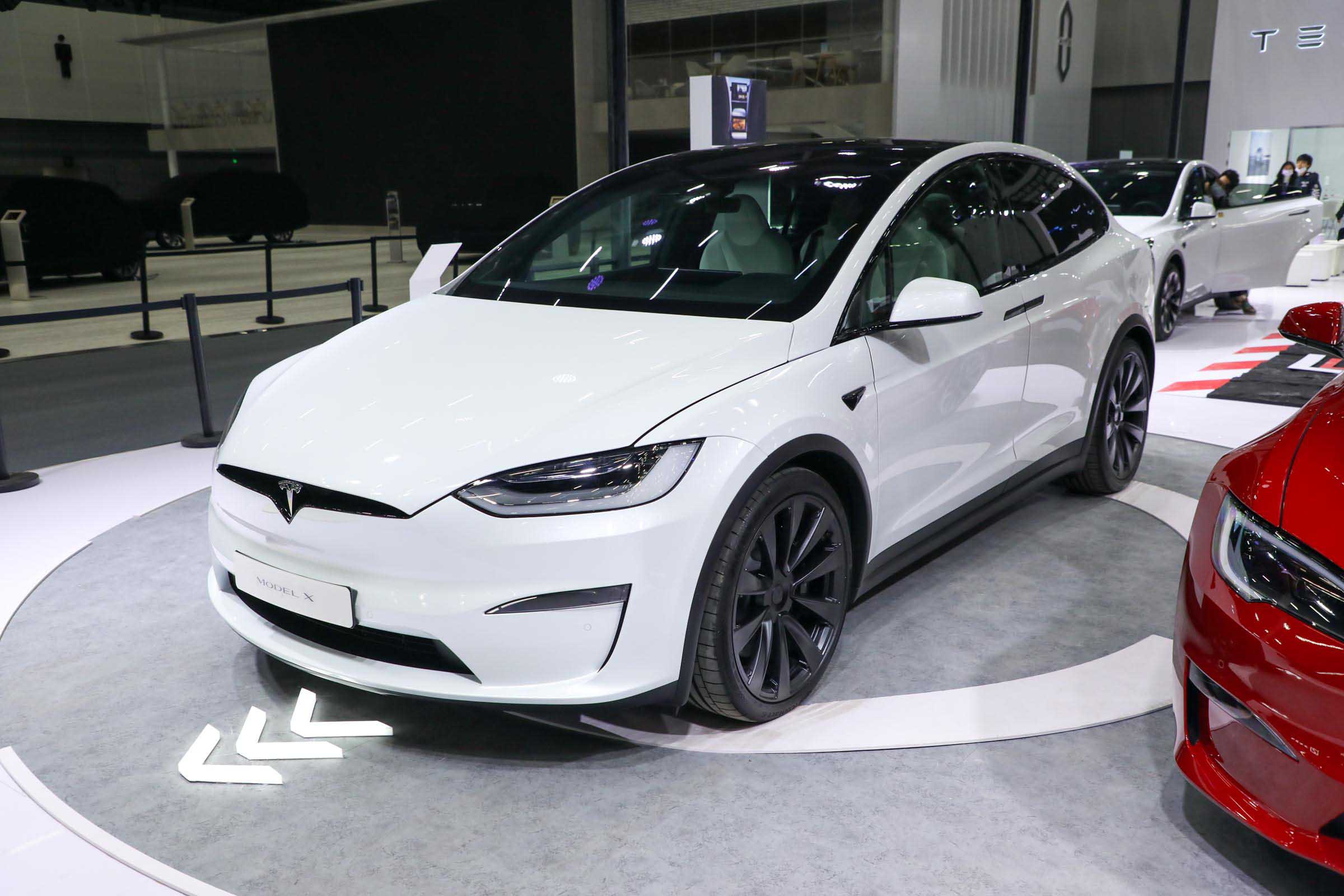 Tesla Model X