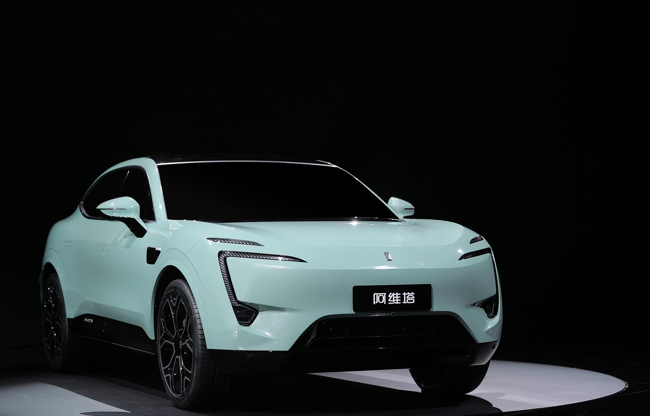Avatr 11 Auto show photos-1