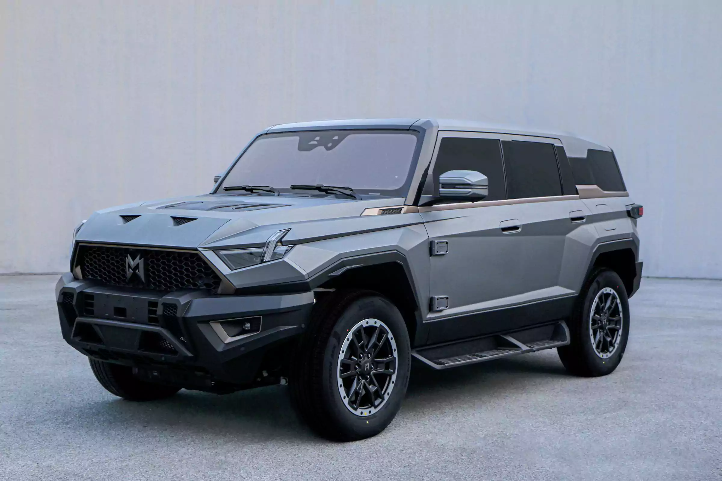 DongFeng M-hero 917 view