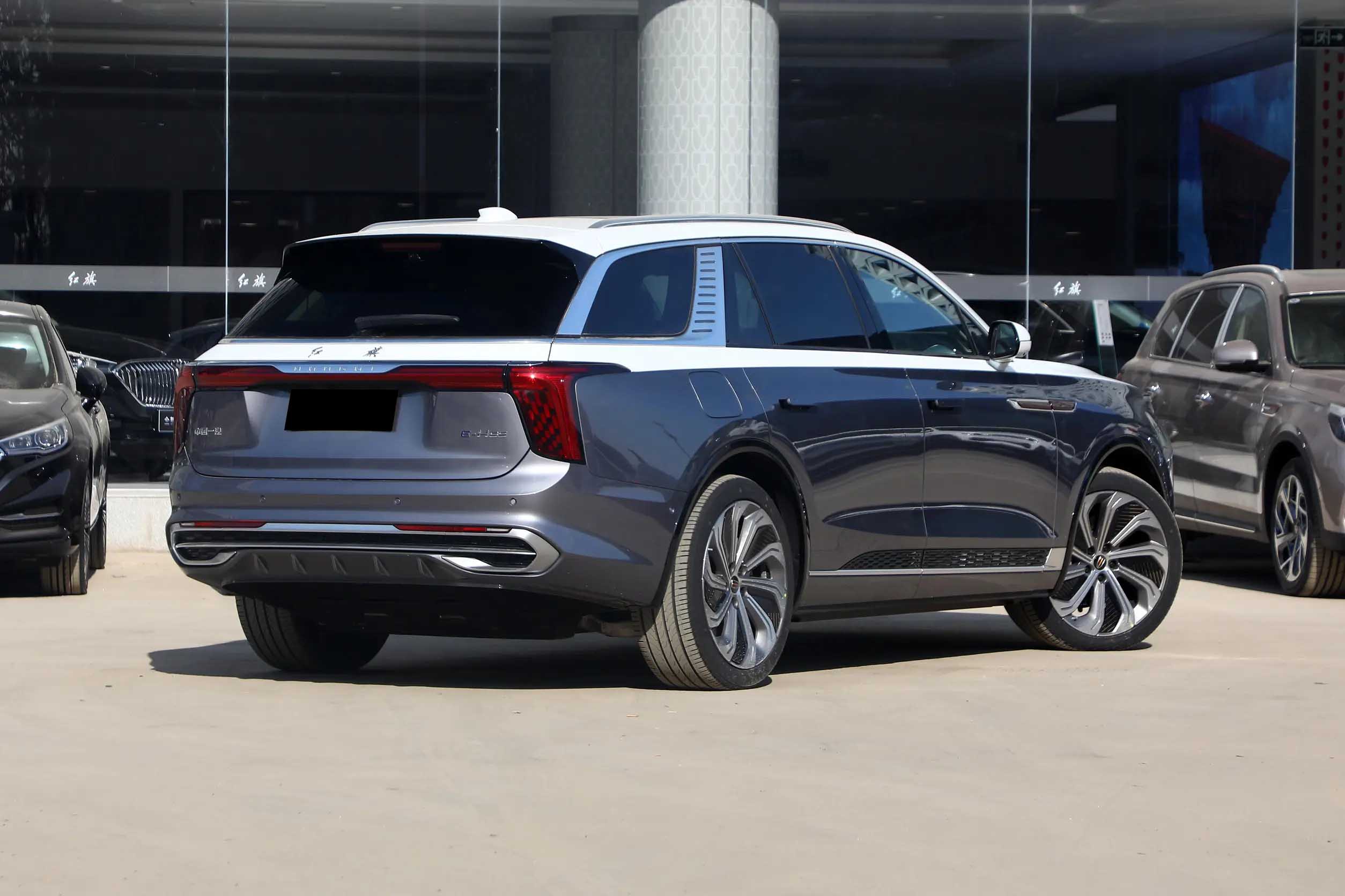 Hongqi E-HS9 appearance 3