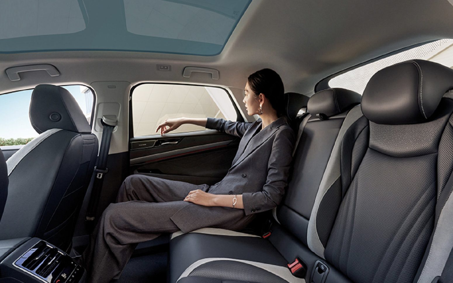 ID.7 VIZZION Sunroof