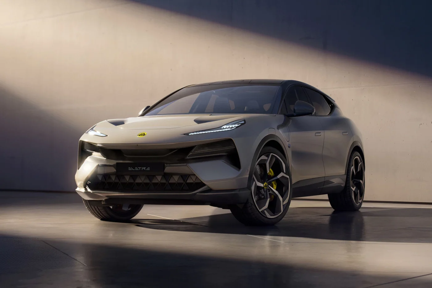 Lotus Eletre exterior design style