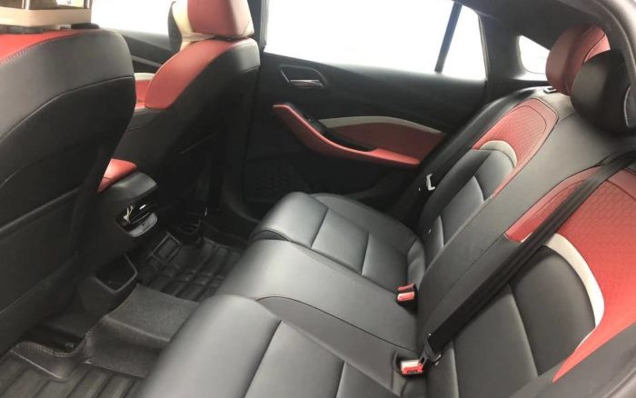 MG5 Rear seat 2023