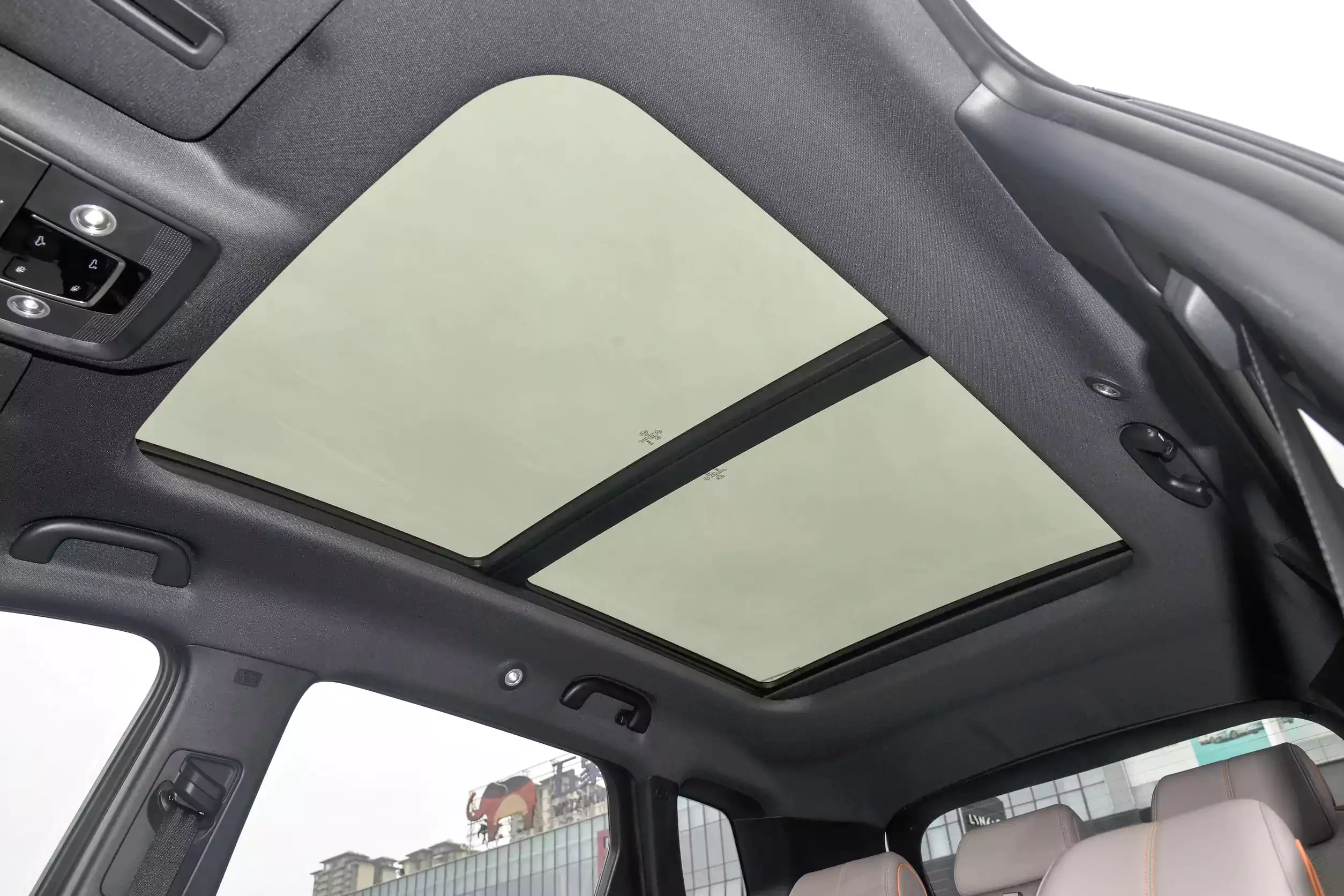 BYD Song Pro DM-i 2024 space-3
