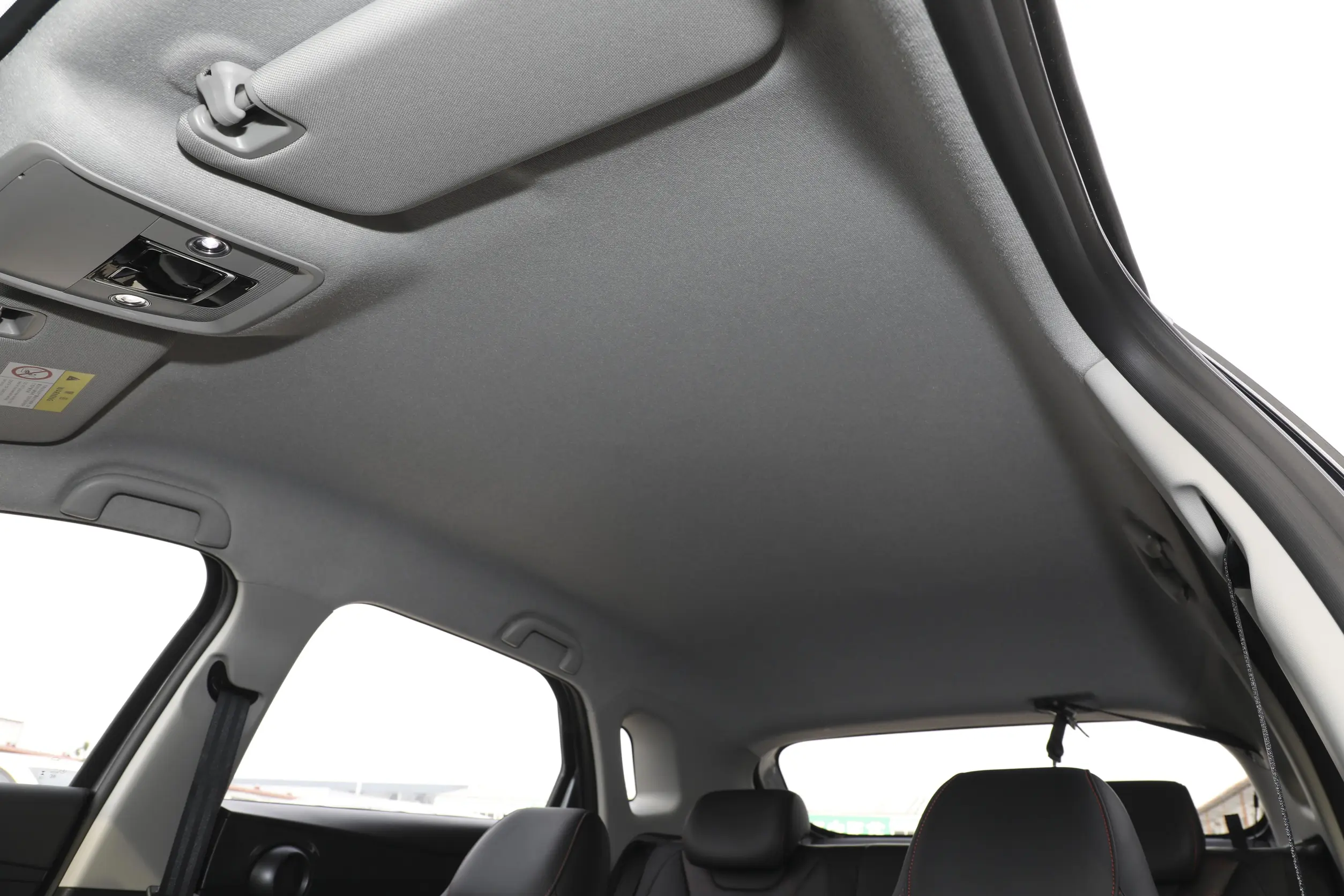 BYD e2 2024 space-3