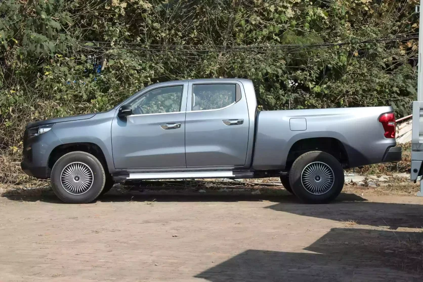 Changan F70 2024 appearance-3