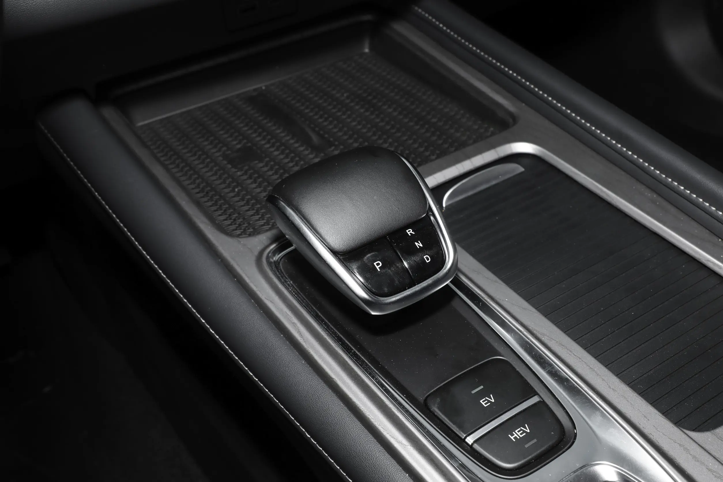 Chery Fengyun A8 2024 interior-3