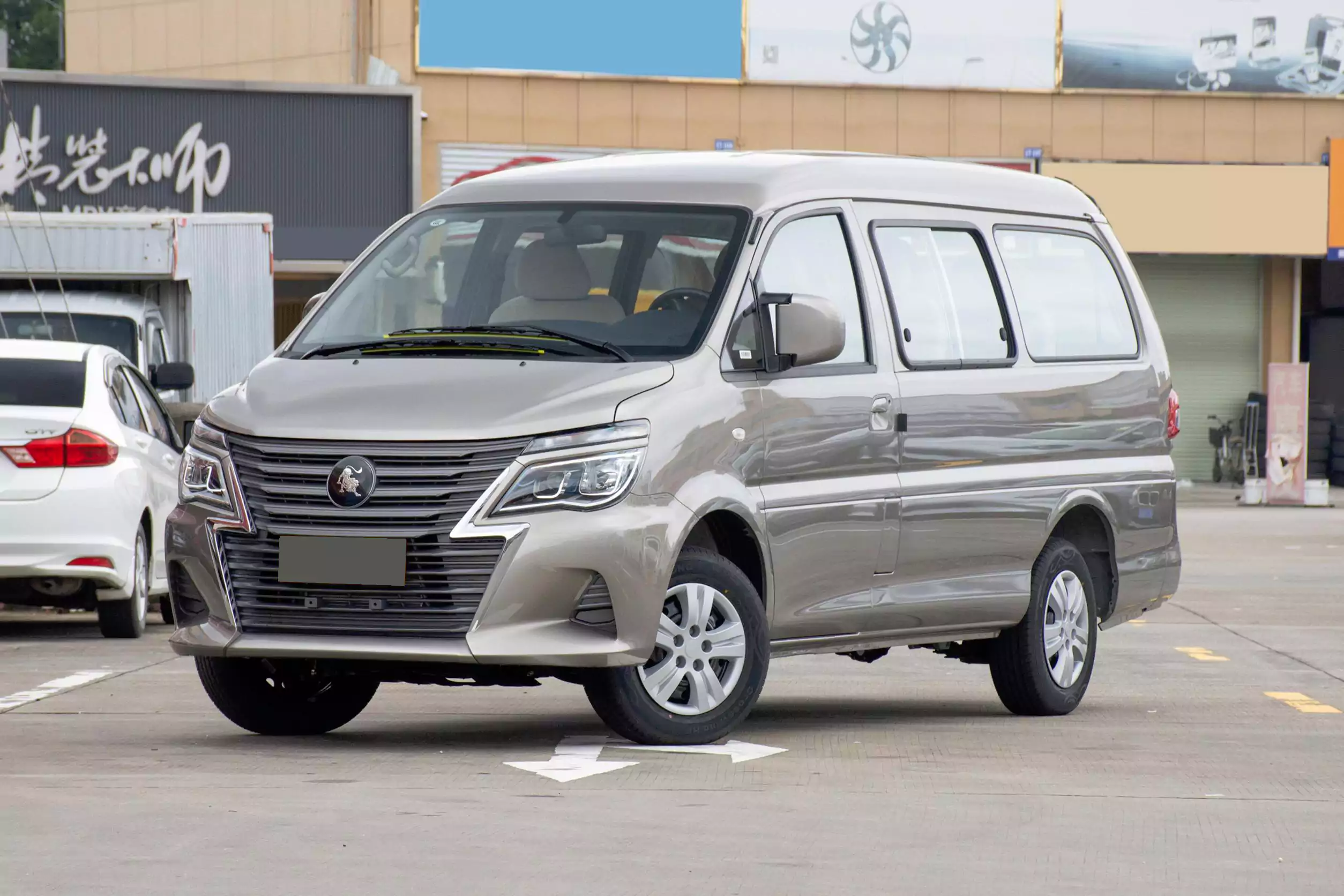 Dongfeng Forthing Lingzhi picture