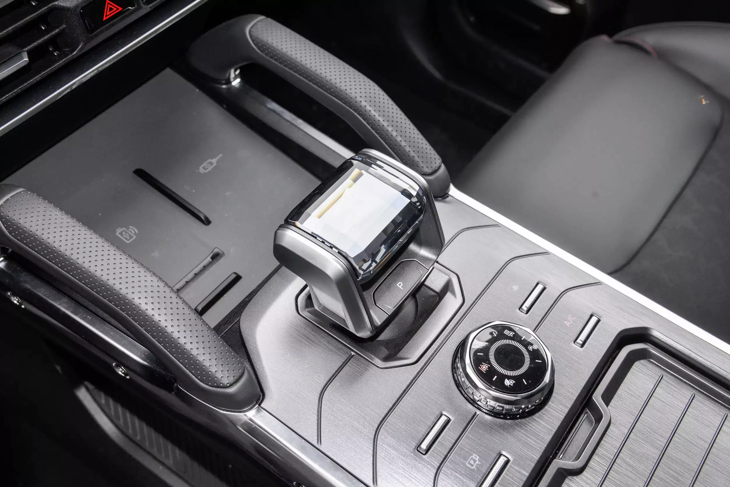 Jetour Shanhai T2 2024 interior-3