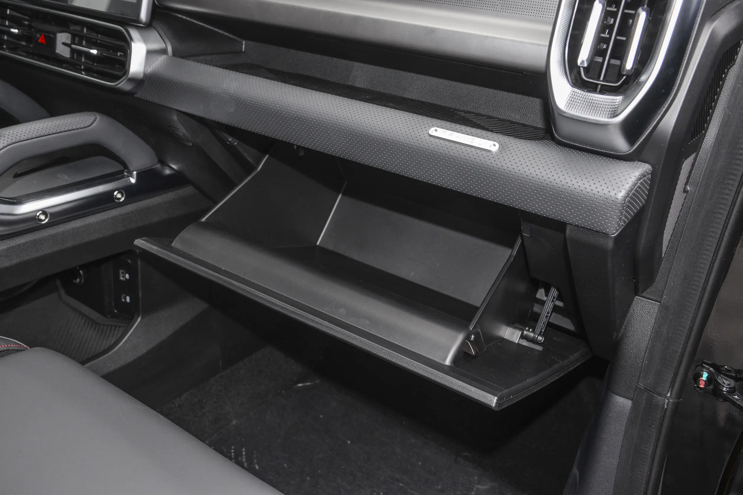 Jetour Shanhai T2 2024 interior-4