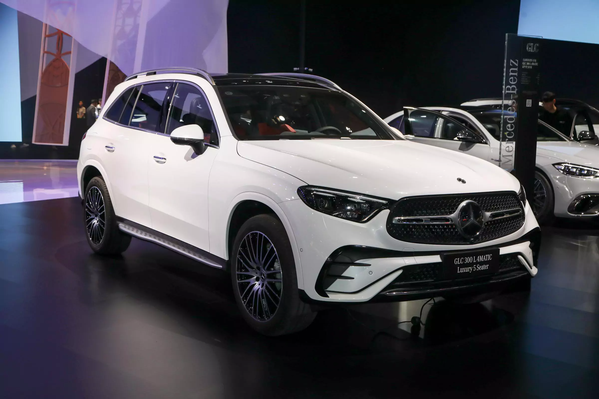 Mercedes Benz GLC car show pictures