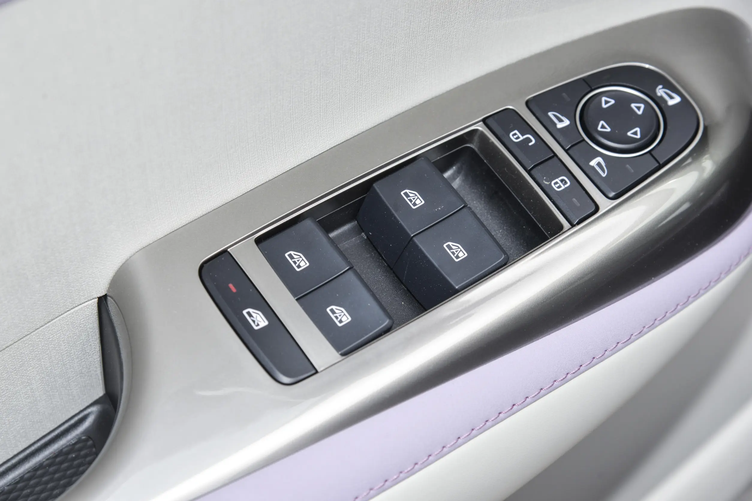 BYD Dolphin picture (6)