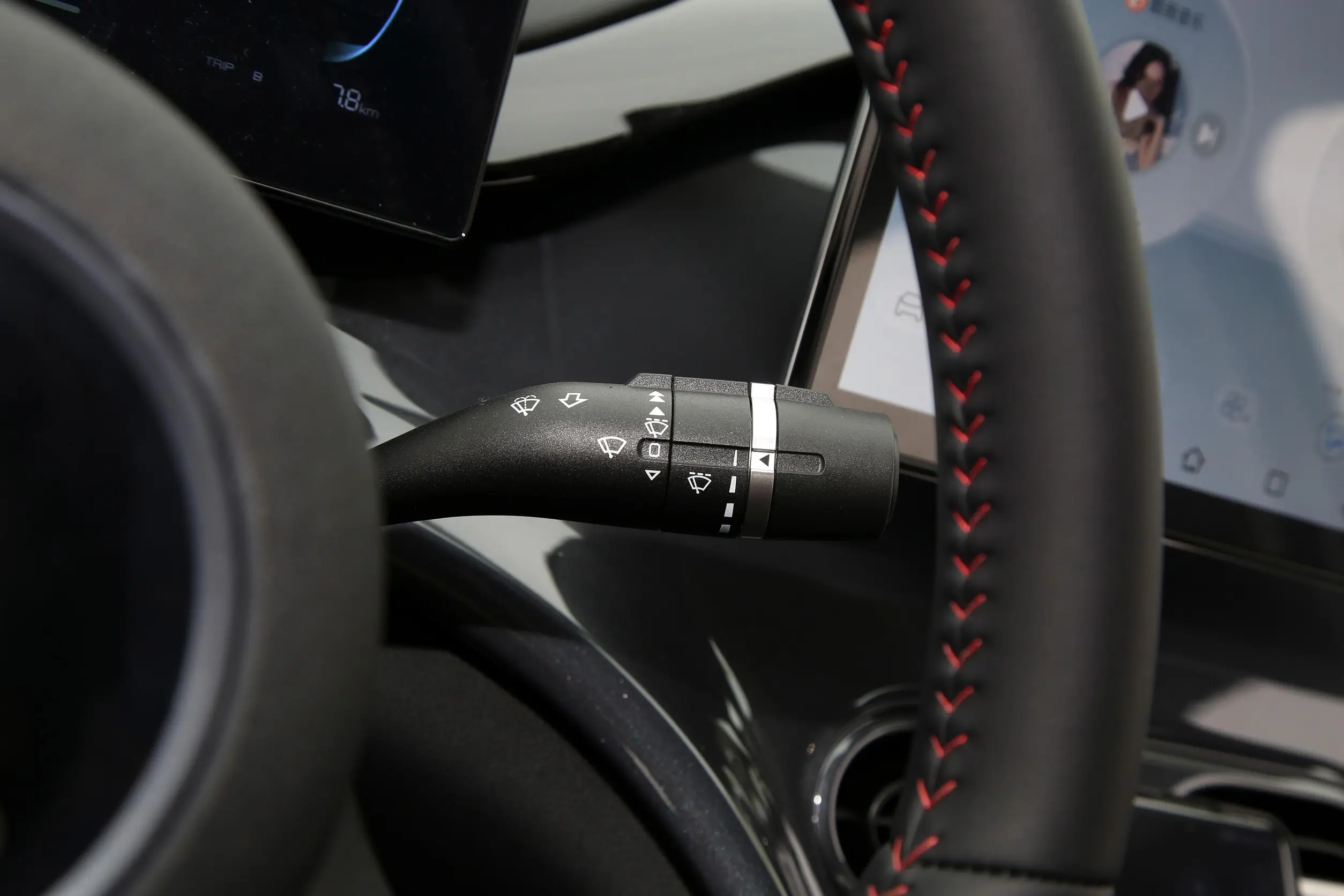 BYD e2 picture (11)