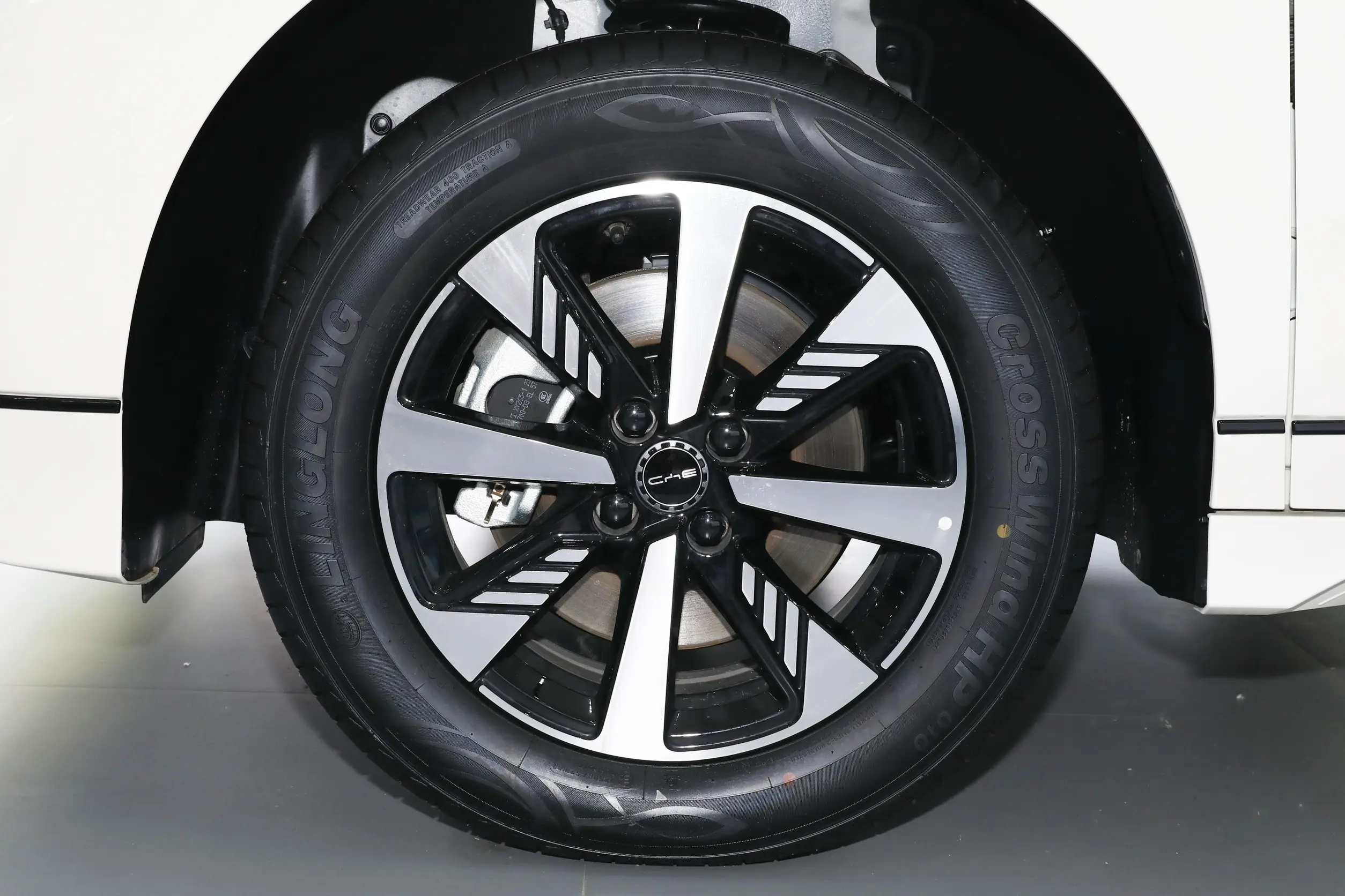 BYD e2 picture (12)