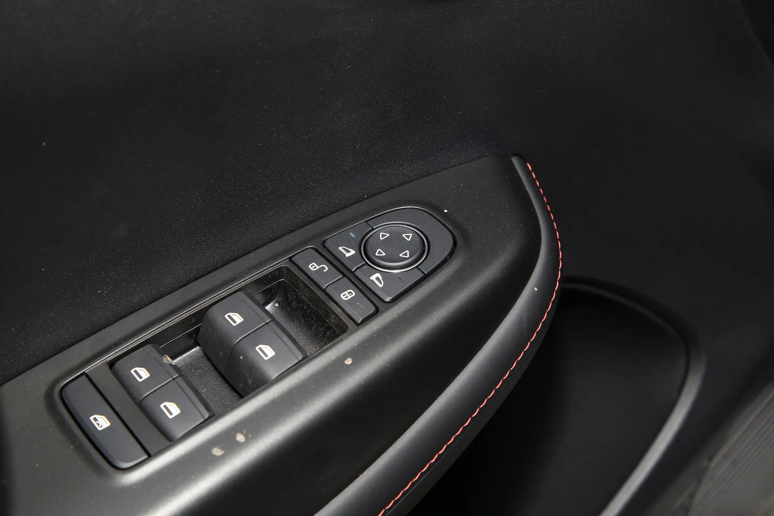 BYD e2 picture (3)