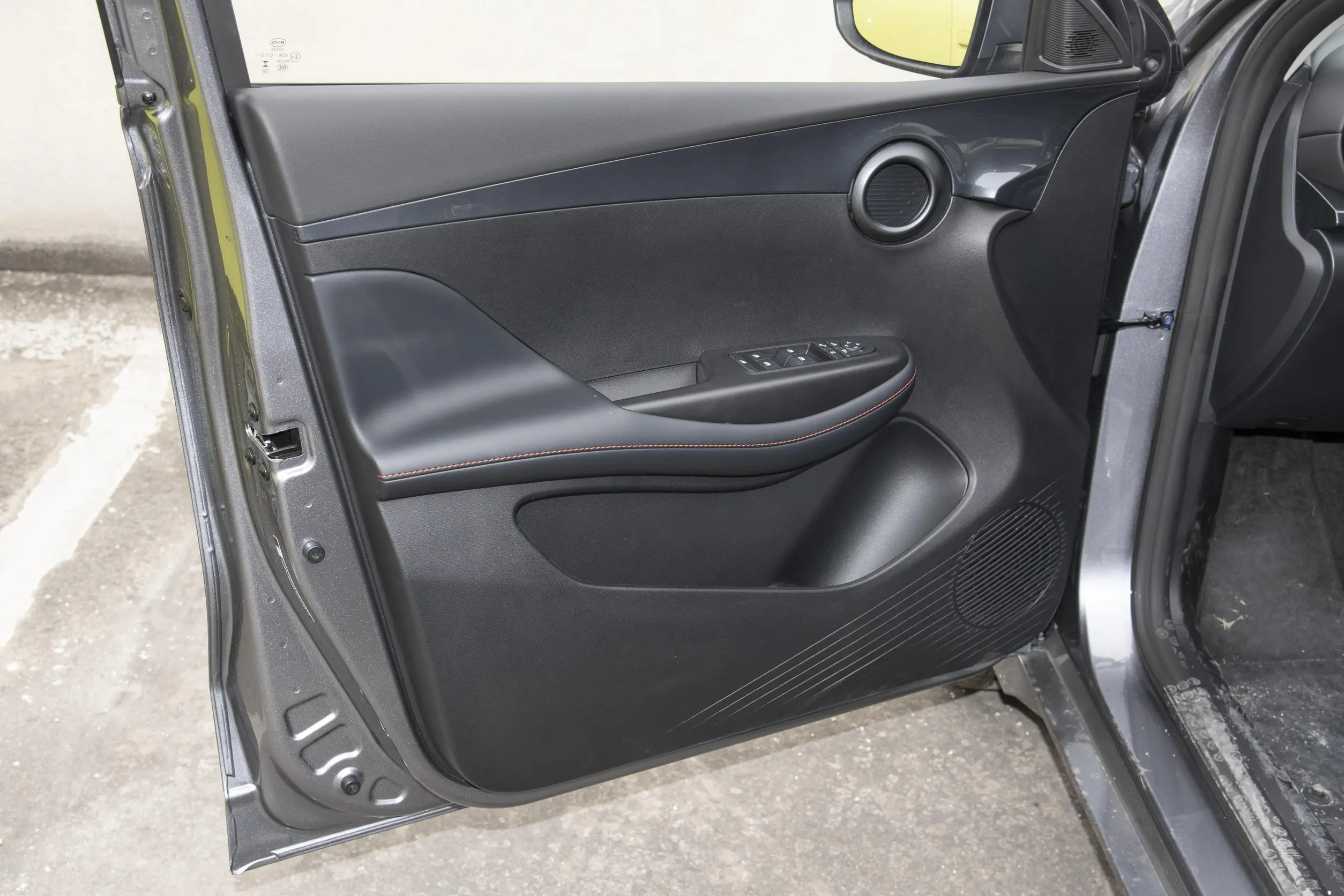 BYD e2 picture (6)