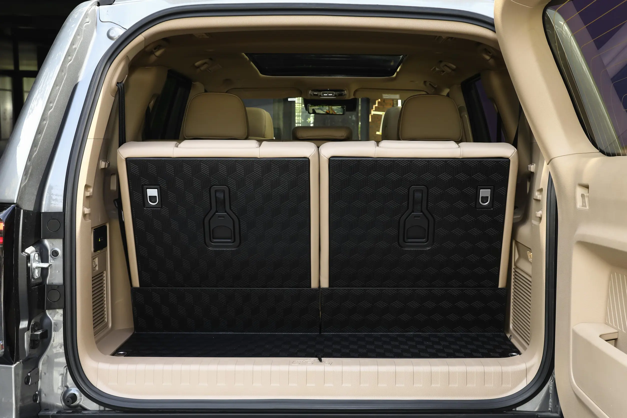 BAIC BJ60 Thunder 2024 space-4