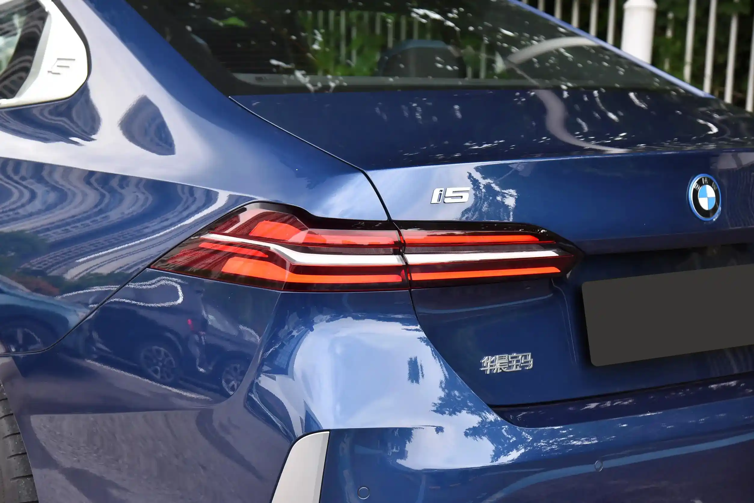 BMW i5 picture (1)
