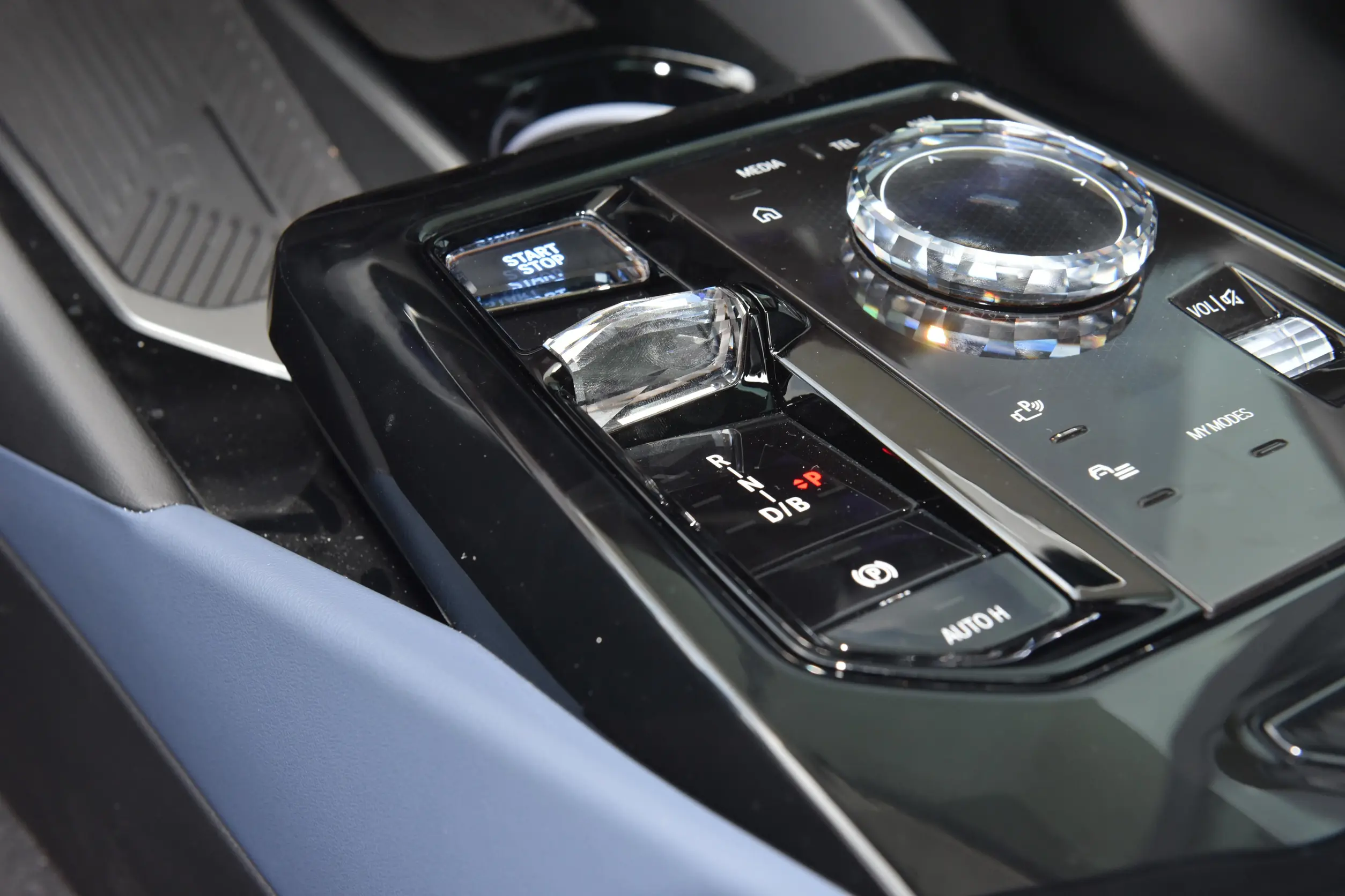BMW i5 picture (4)
