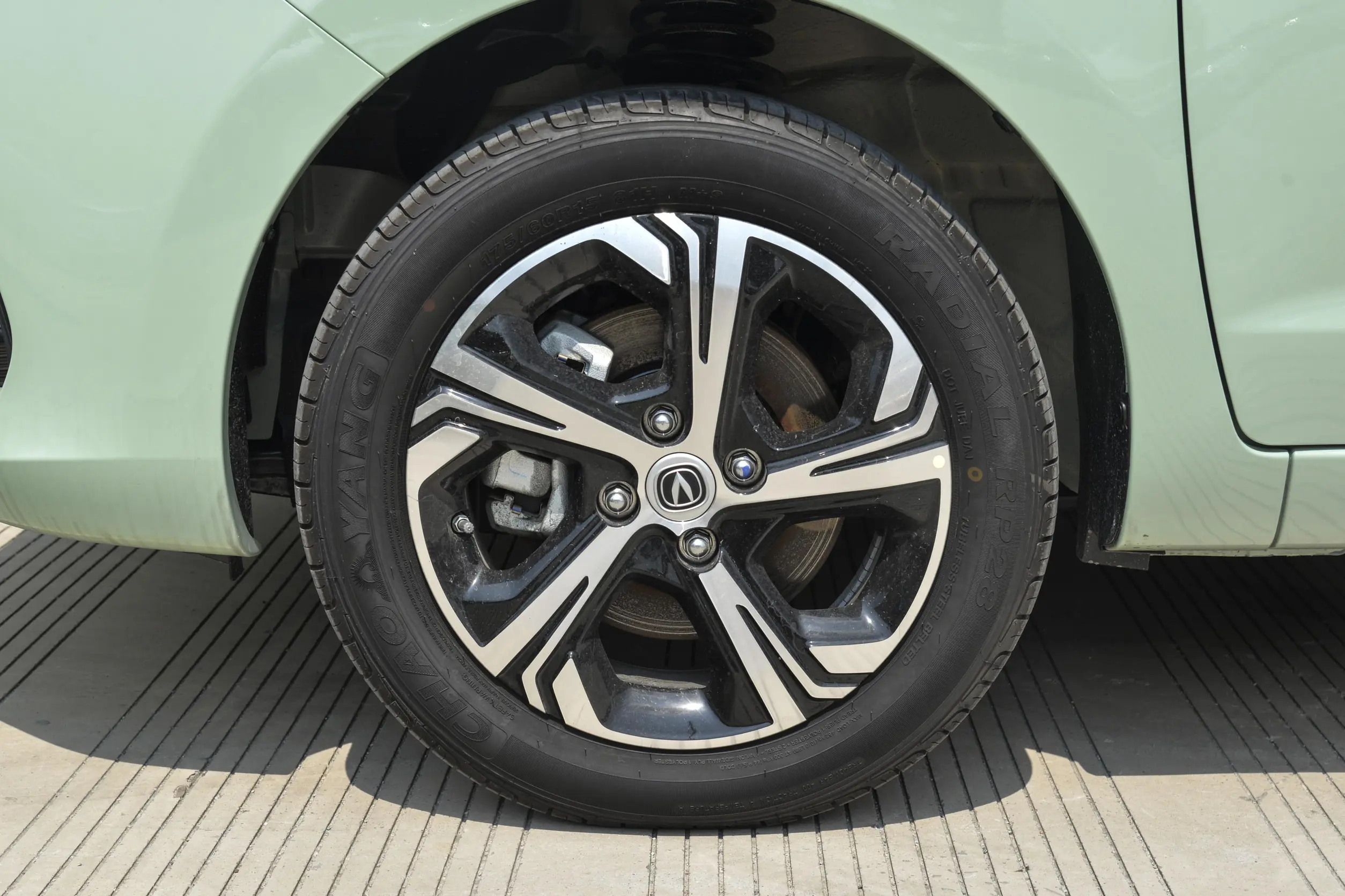 Changan Benben E-Star picture (2)