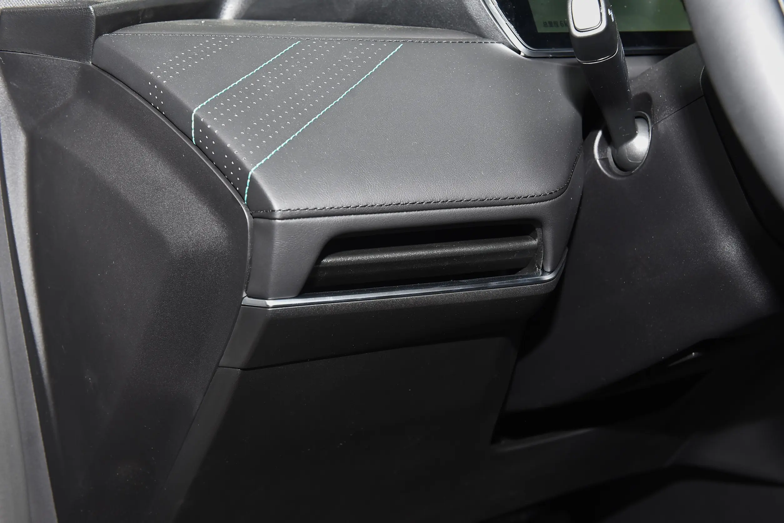 Changan DEEPAL SL03 REEV picture (3)