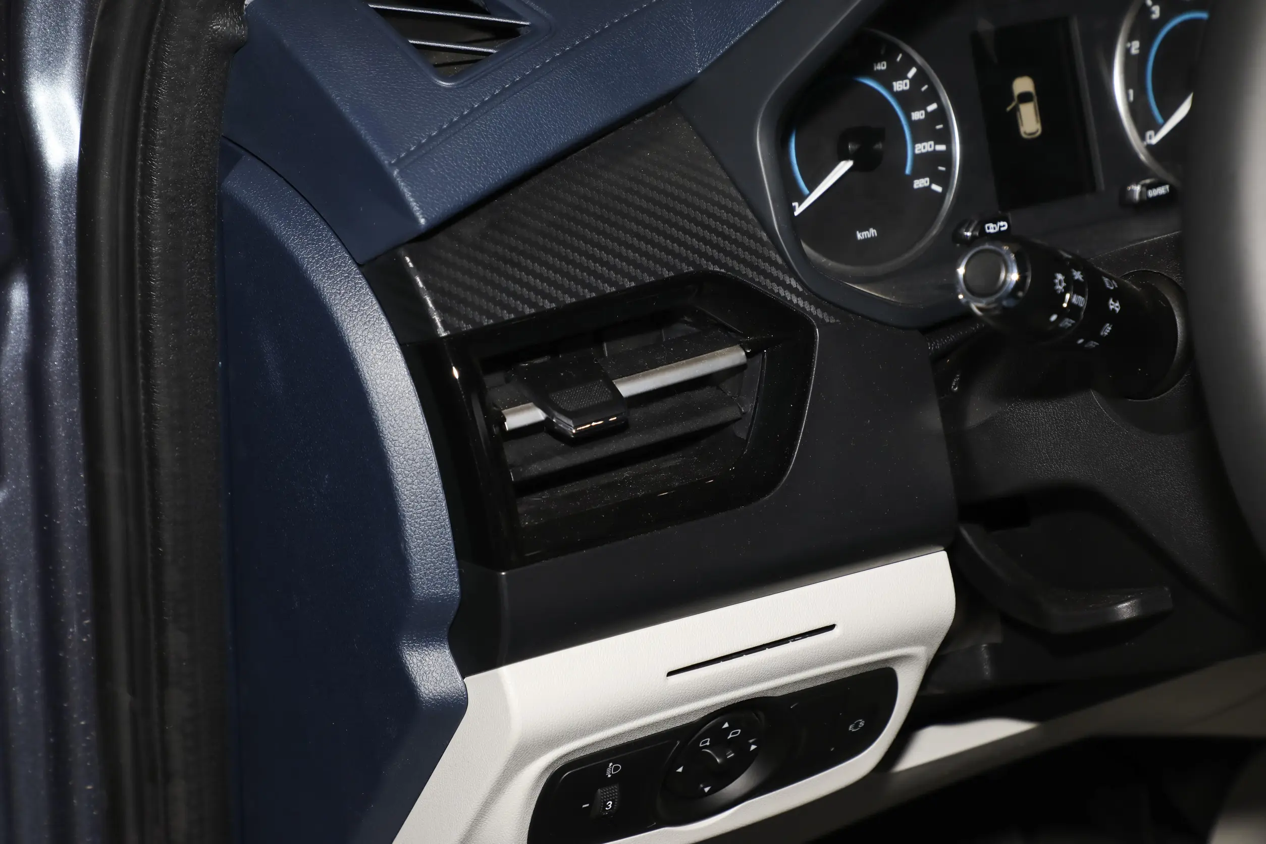 Chery Tiggo 3x picture (5)