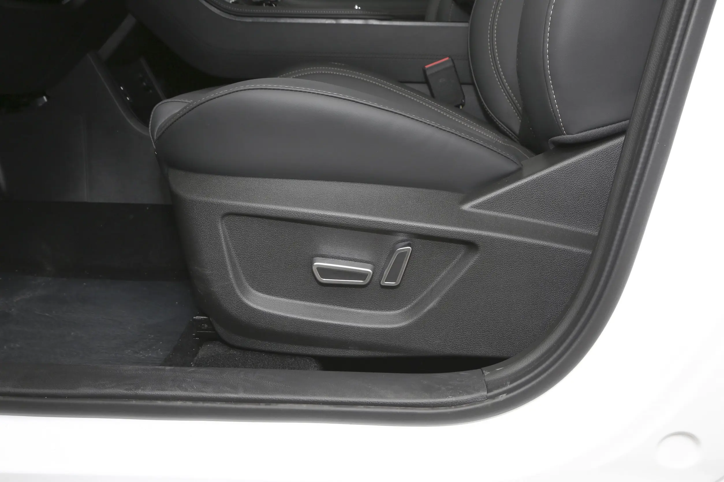 Chery Tiggo 8 picture (6)