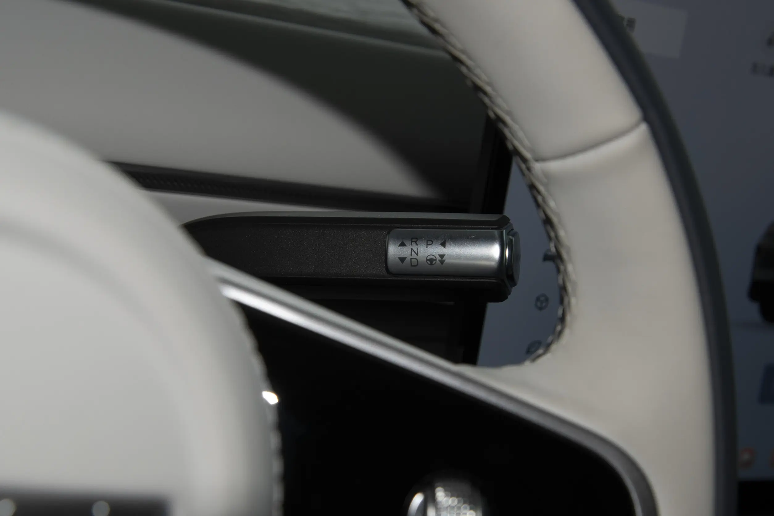 EXEED Sterra ET 2024 interior-3