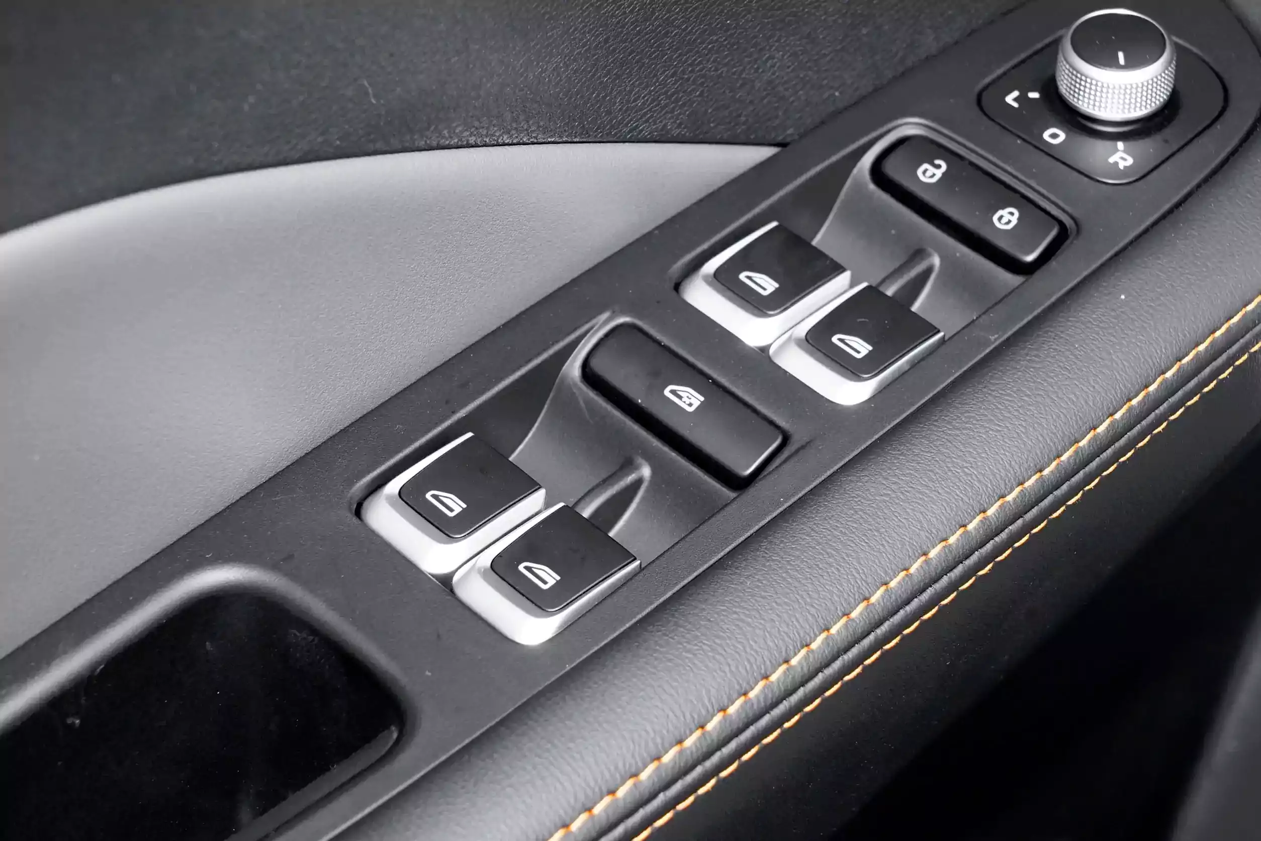 Geely Coolray picture 2024 (11)