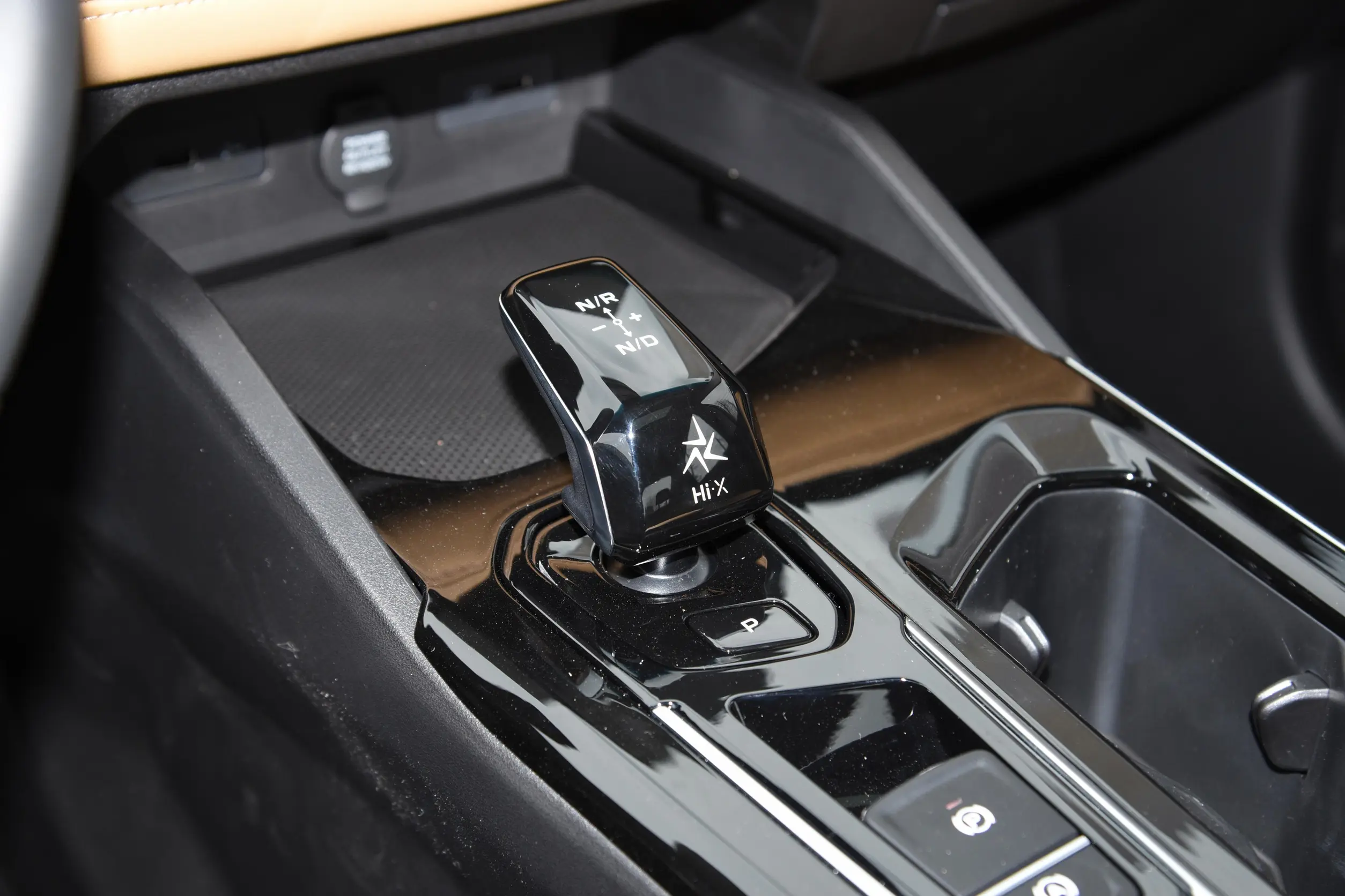 Geely Emgrand L HiP picture (12)