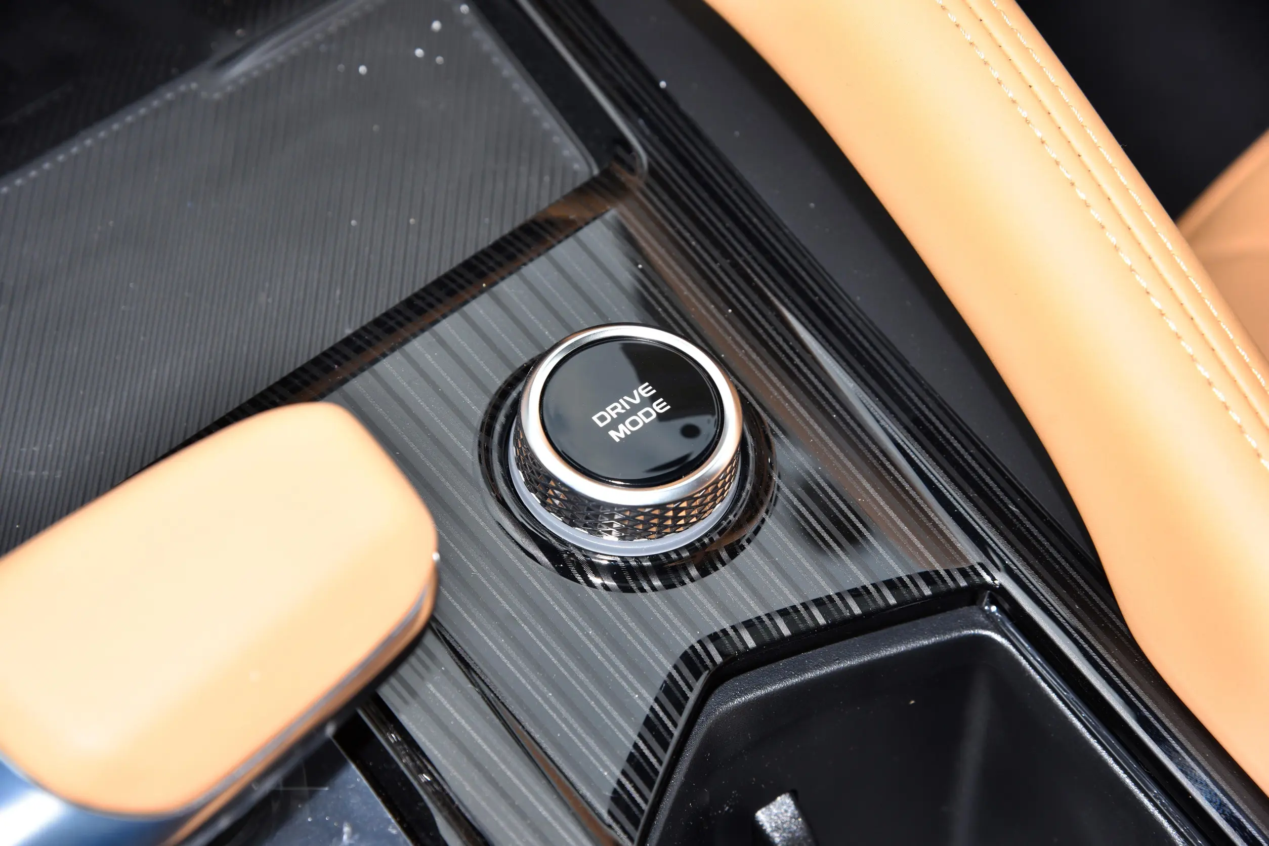Geely Monjaro Zhiqing picture (12)