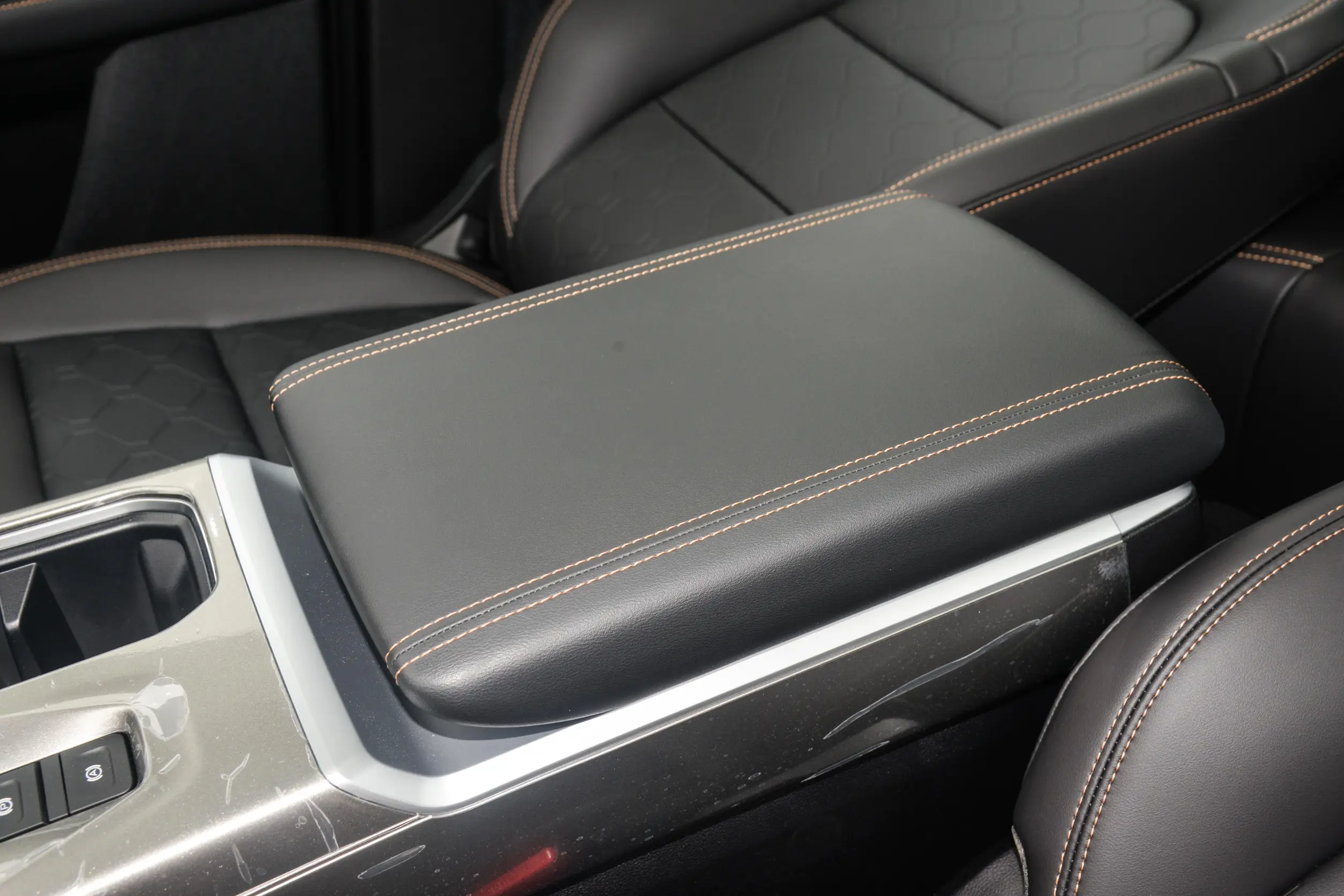 Haval DARGO picuture (13)