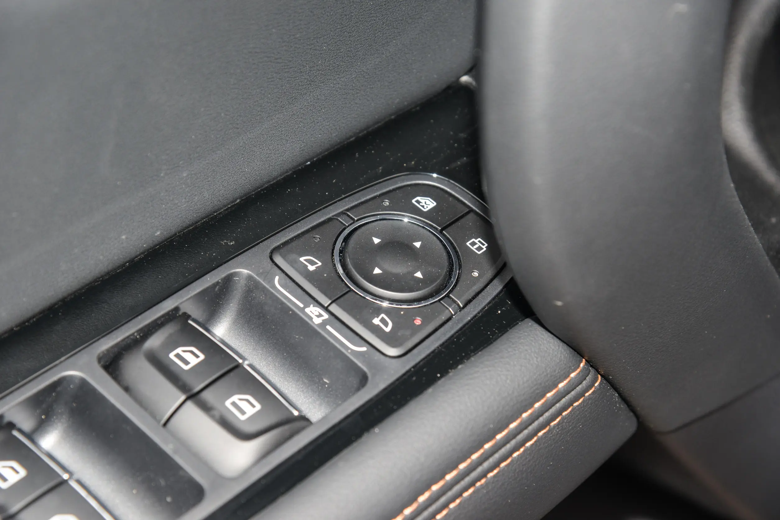Haval DARGO picuture (8)