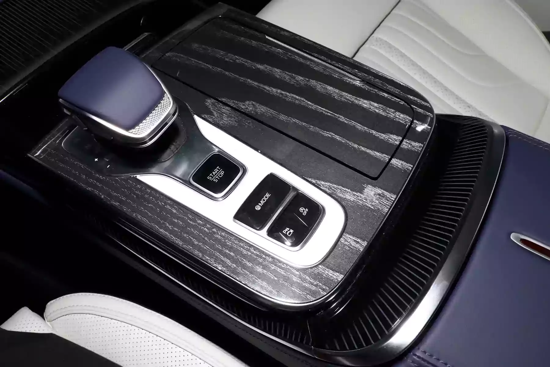 Hongqi H9 picture (7)