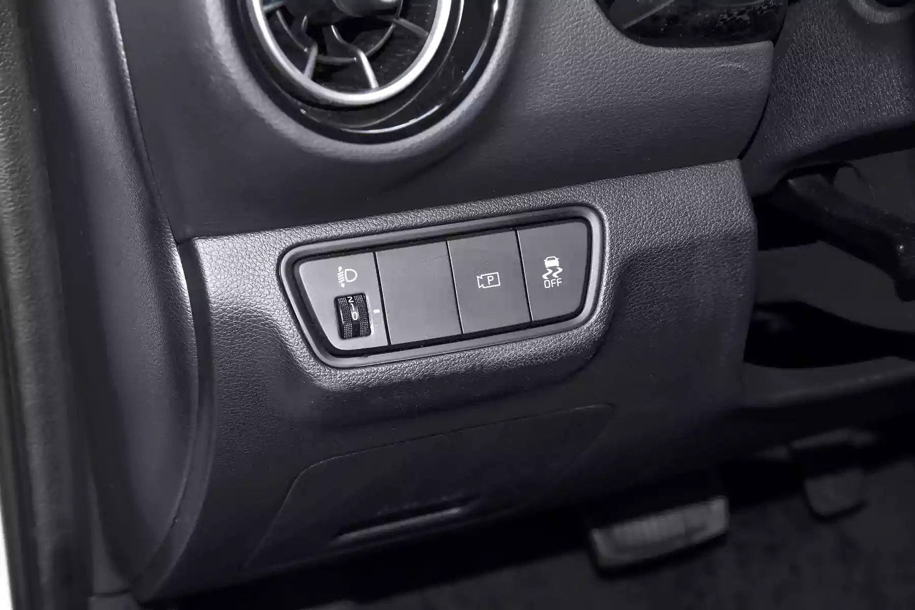 Kia K3 picture (11)
