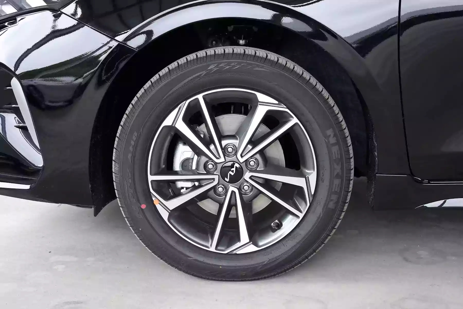 Kia K3 picture (5)