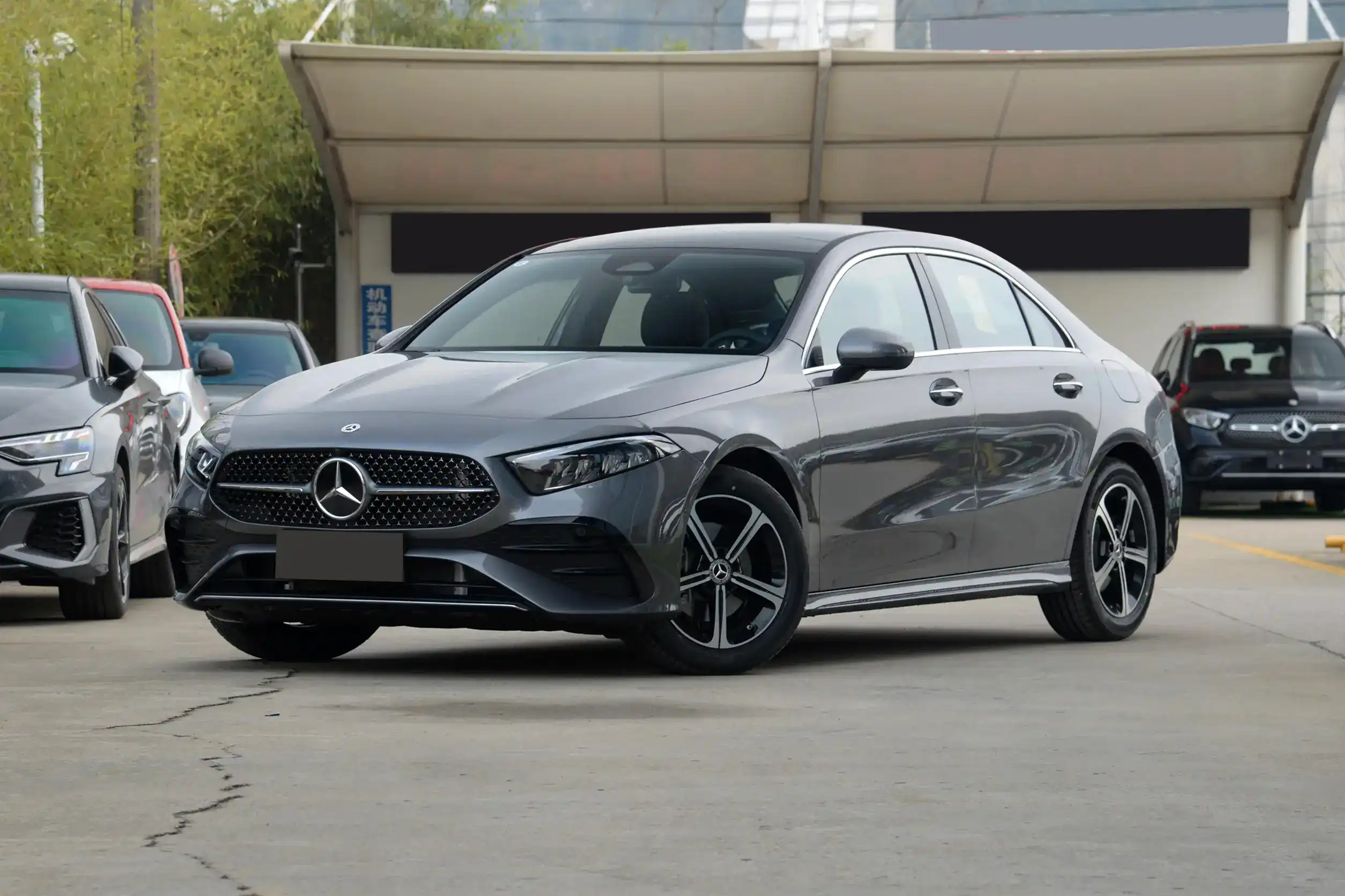 Mercedes-Benz A 200 L picture (13)