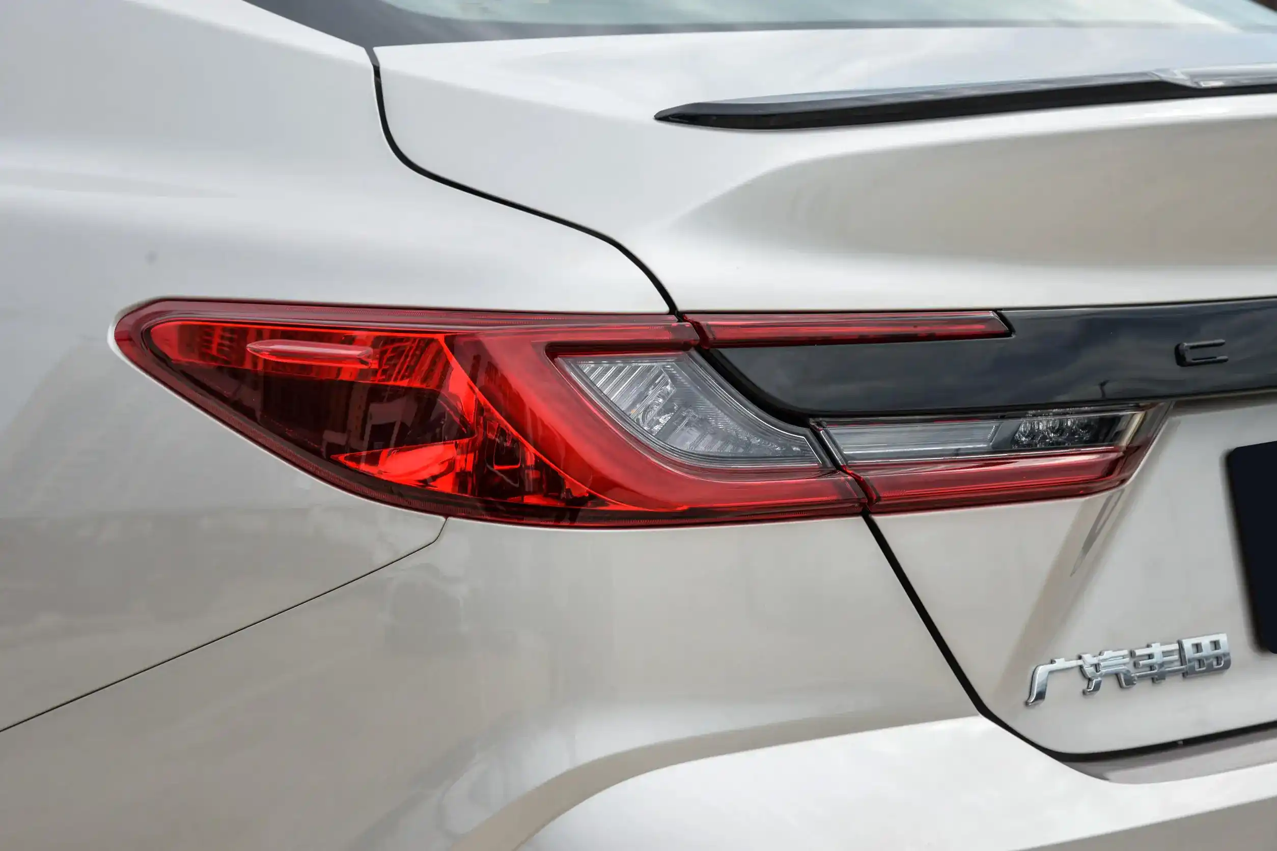 Toyota Camry picture (1)