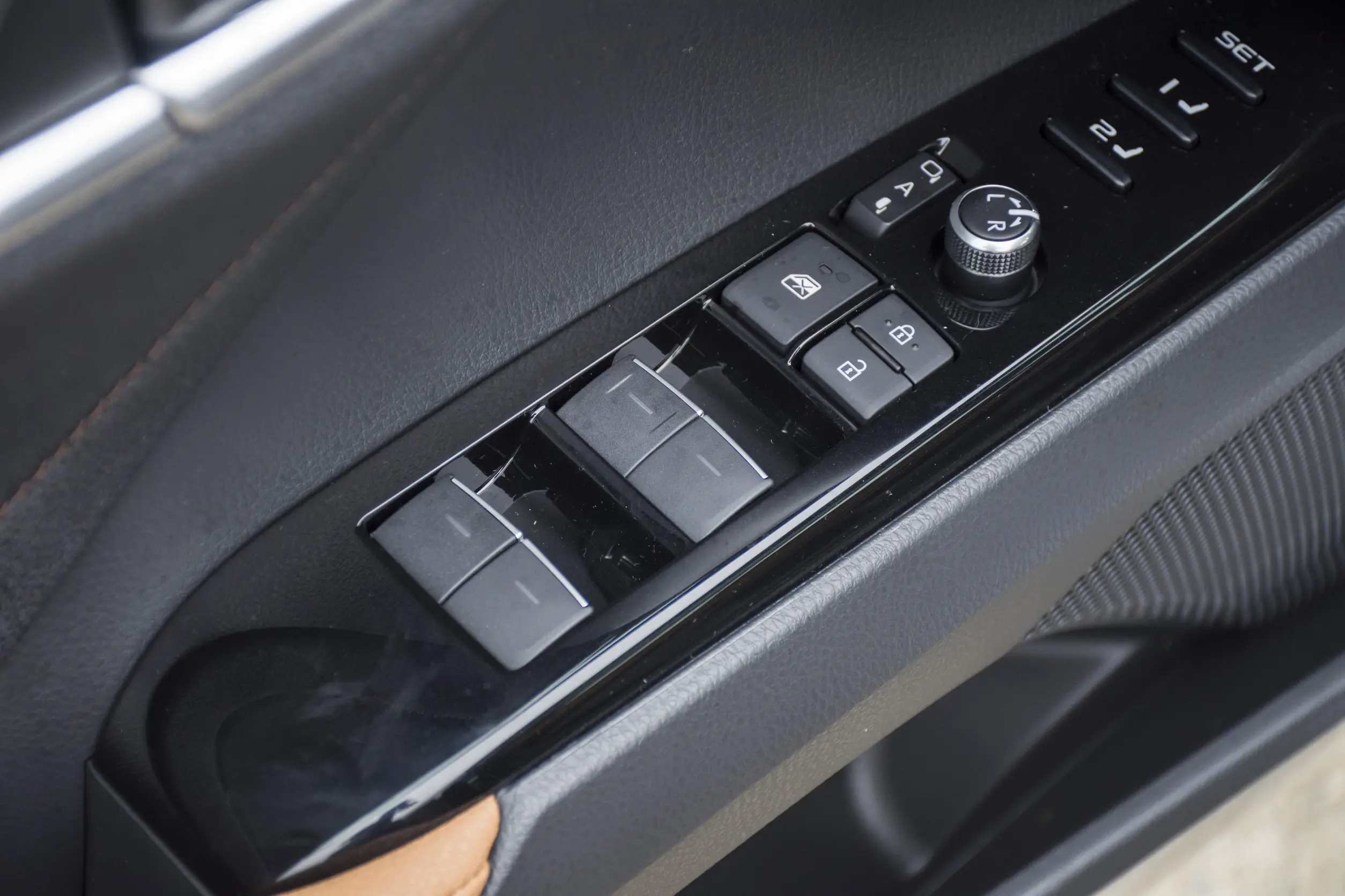 Toyota Camry picture-2023 (4)