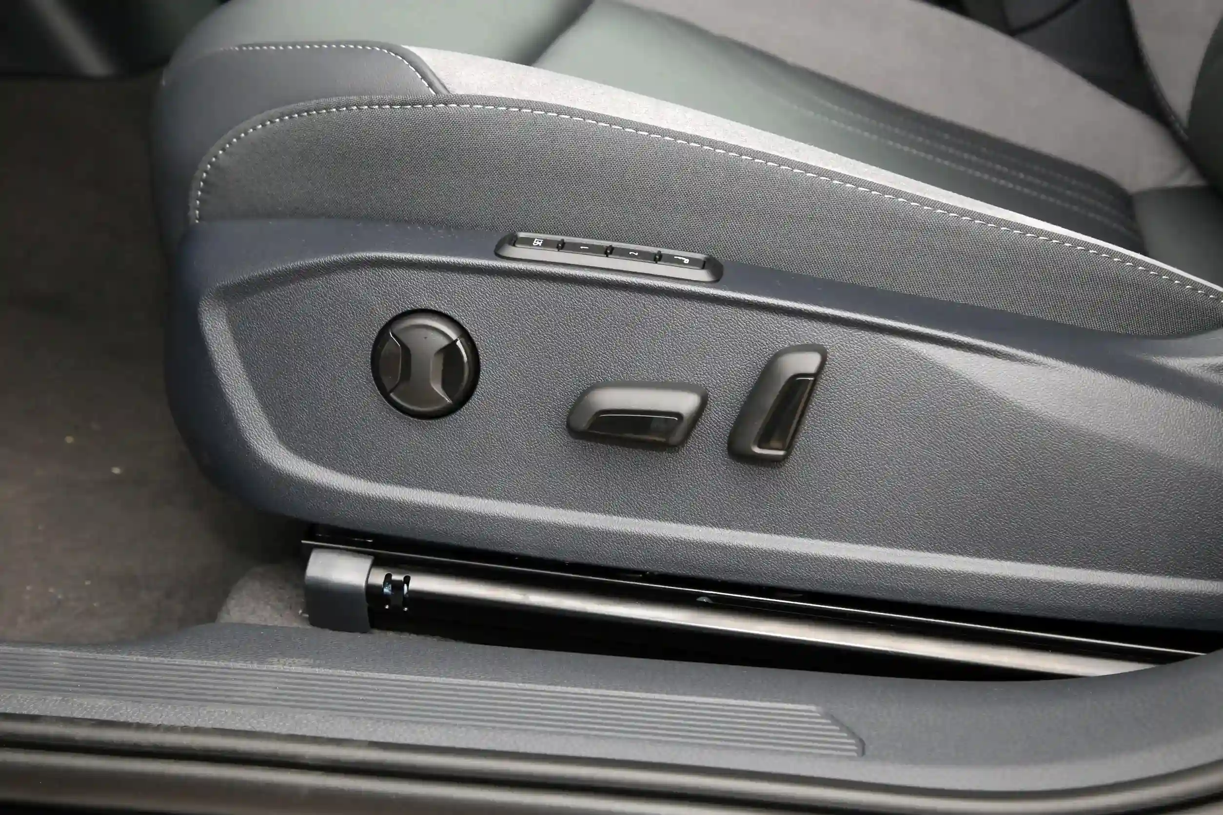 Volkswagen ID.4 CROZZ picture (5)