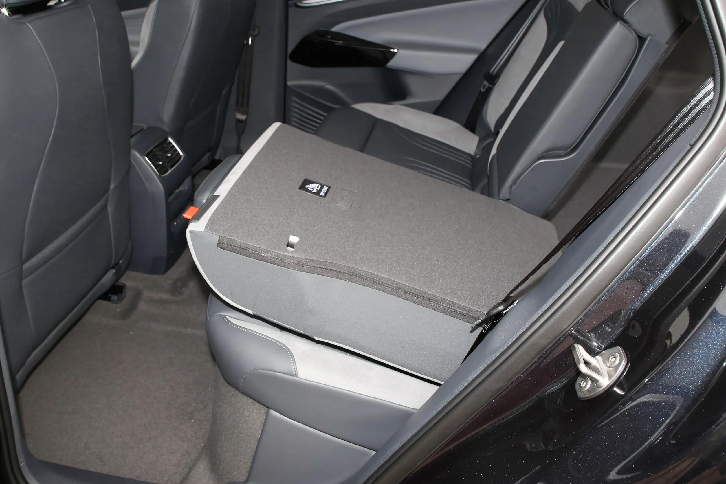 Volkswagen ID.4 CROZZ picture (8)