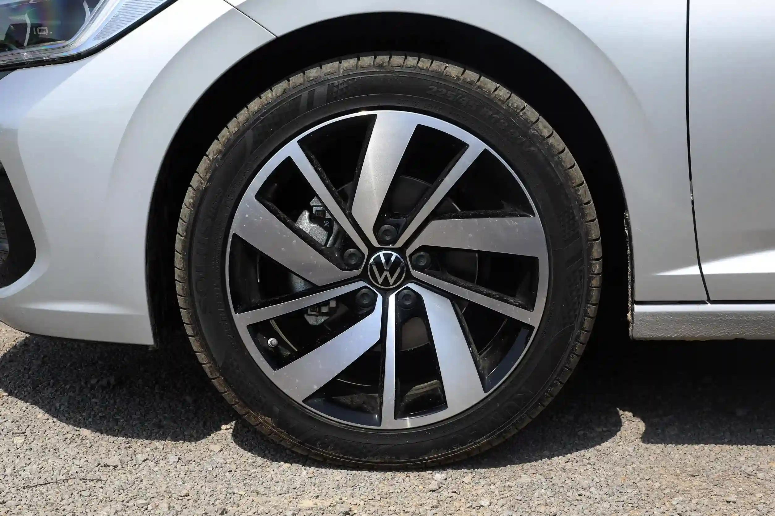 Volkswagen Sagitar picture (17)