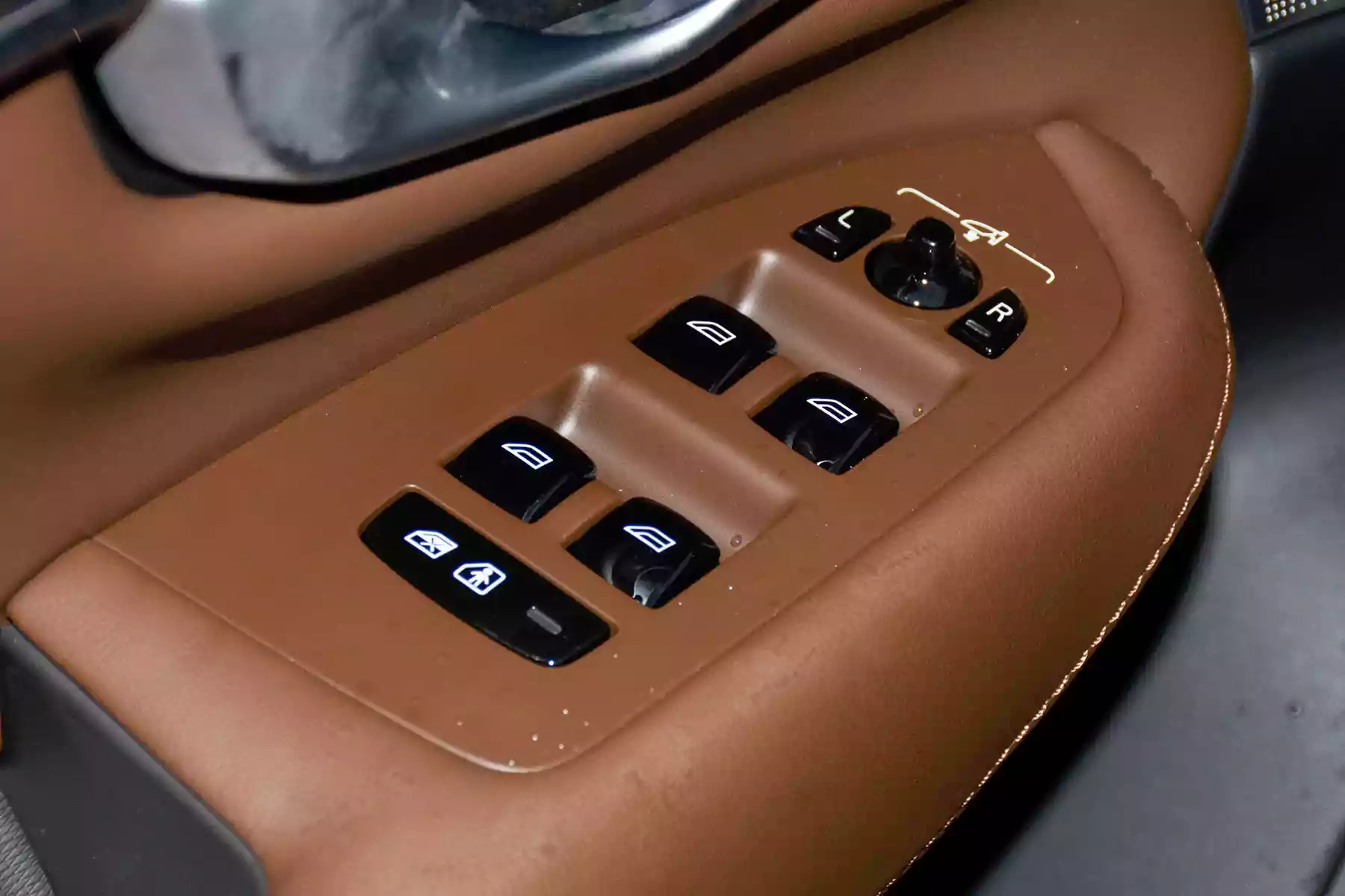 Volvo XC90 picture (5)