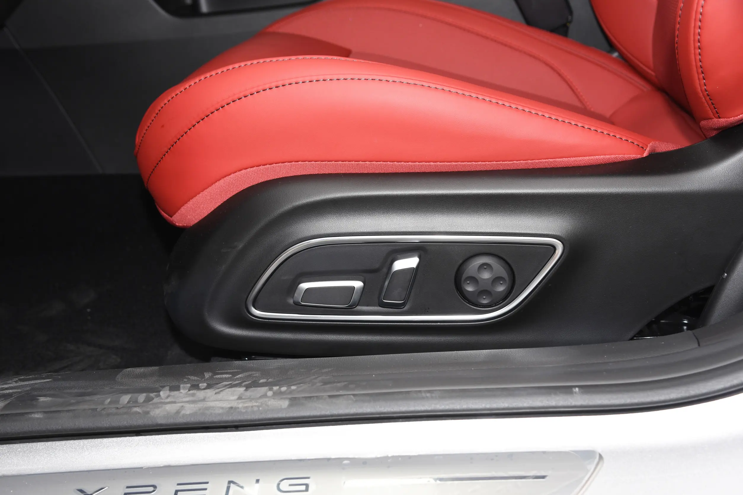 Xpeng P7 picture (6)