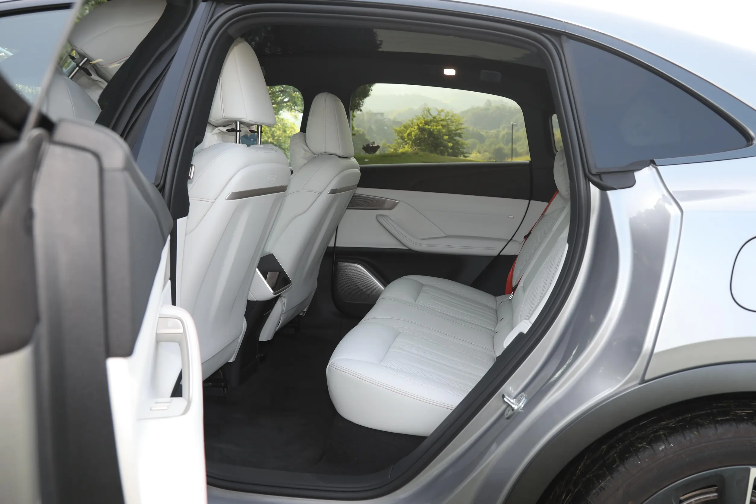 ONVO L60 2024 space-2