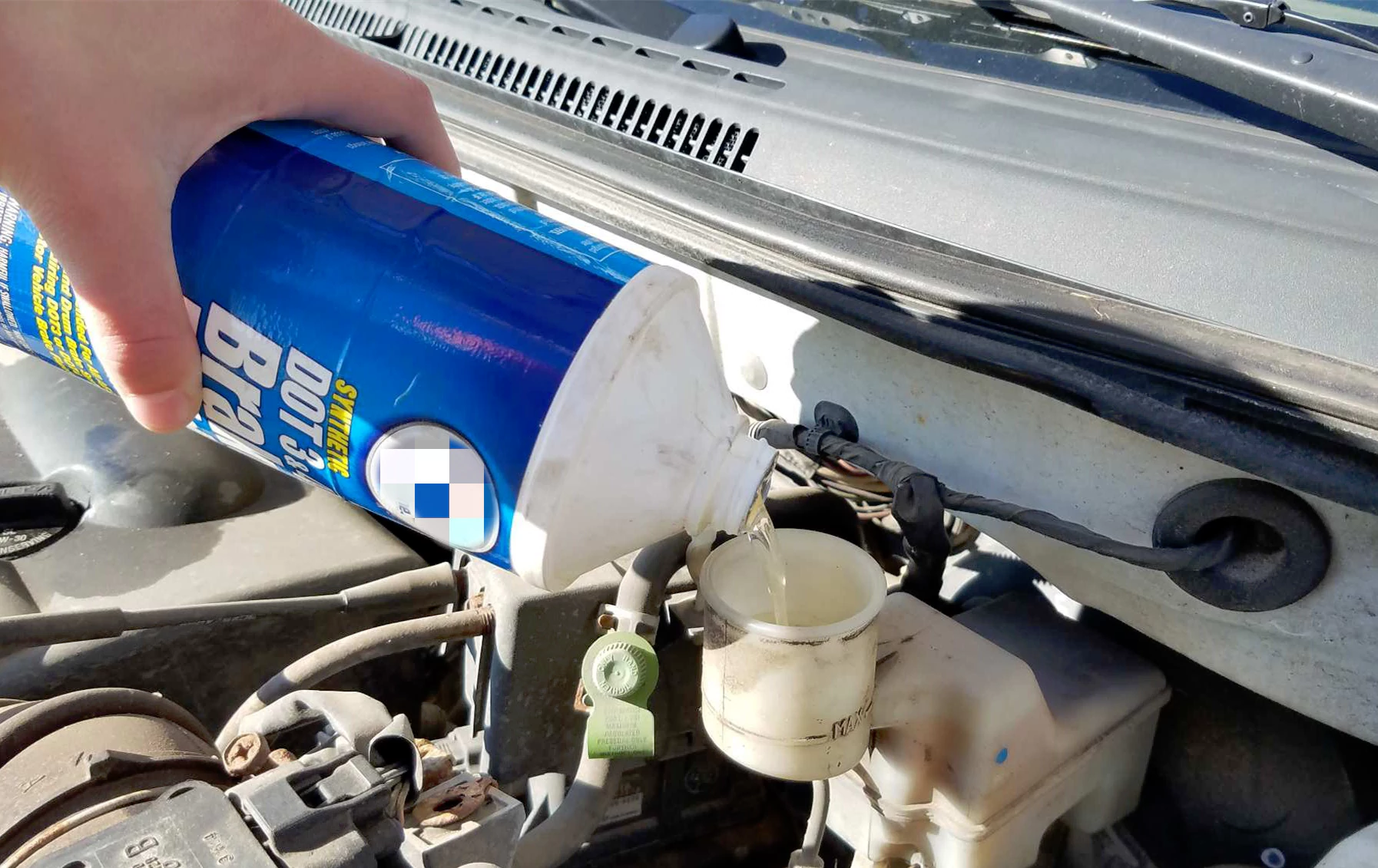 Pictures of car brake oil (2)